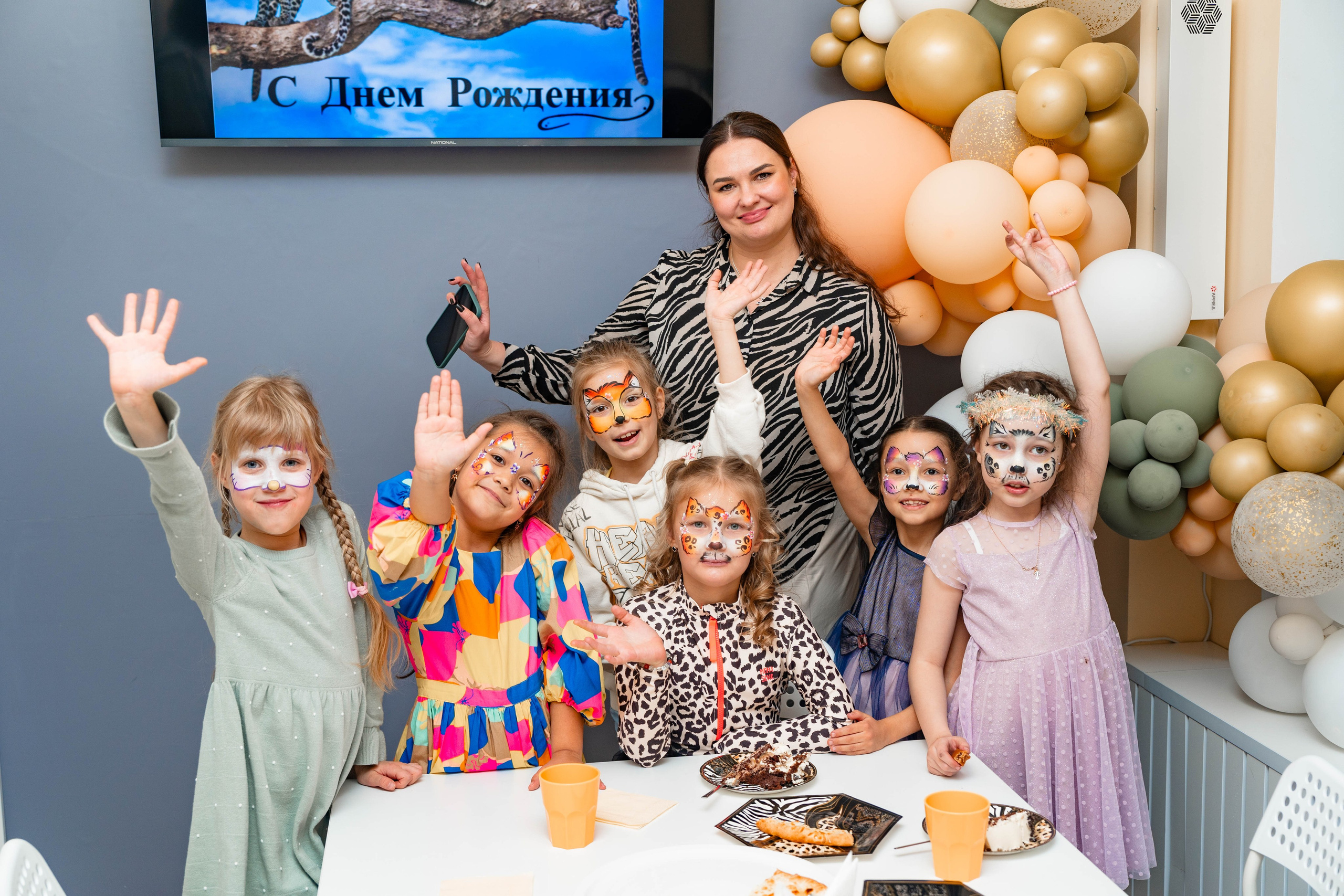 День Рождения Лауры в TiDi-клуб. Фотограф Никита Комаров