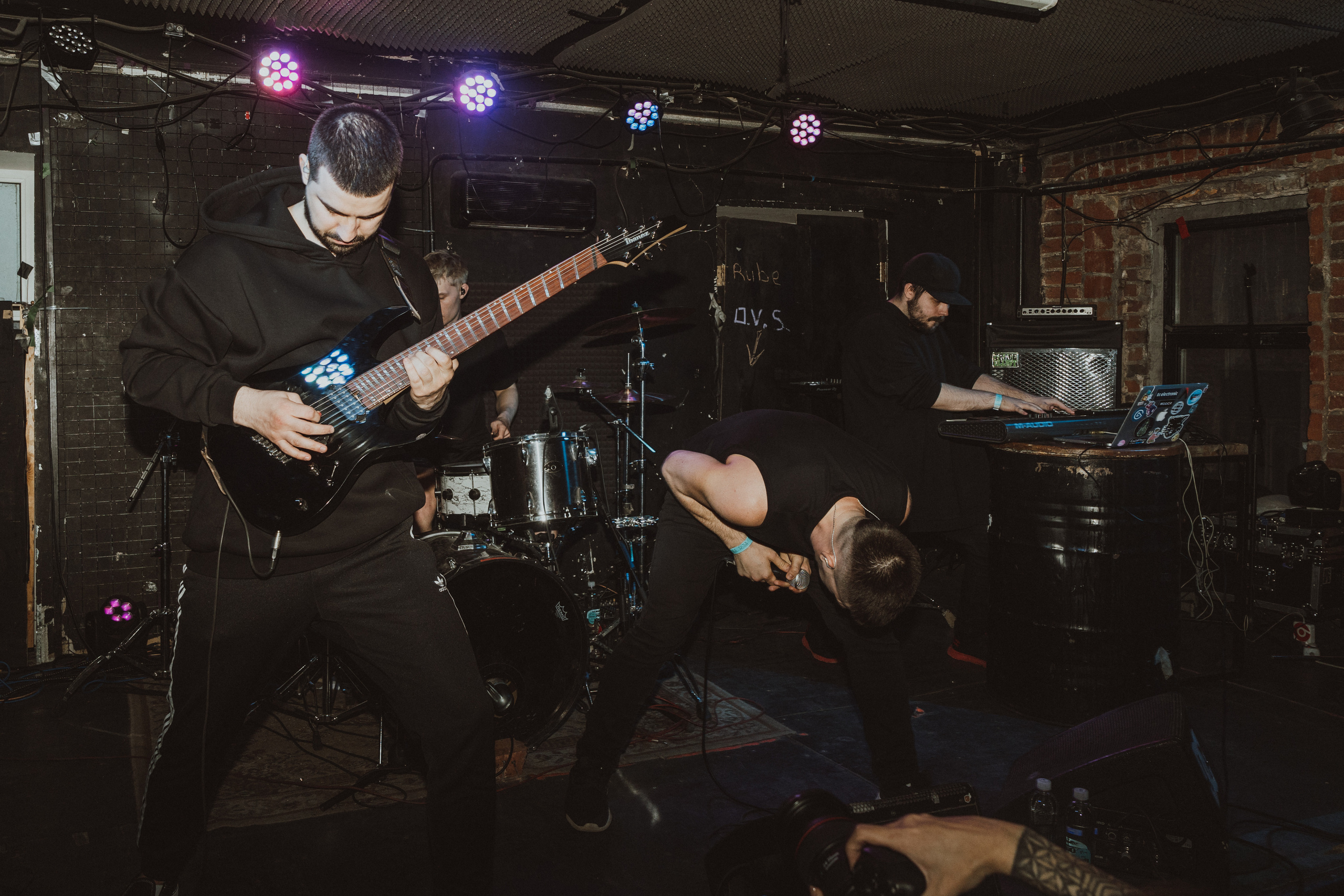 SADNESS OF GAIA live at PUNK FICTION 2023. Фотограф Никита Комаров