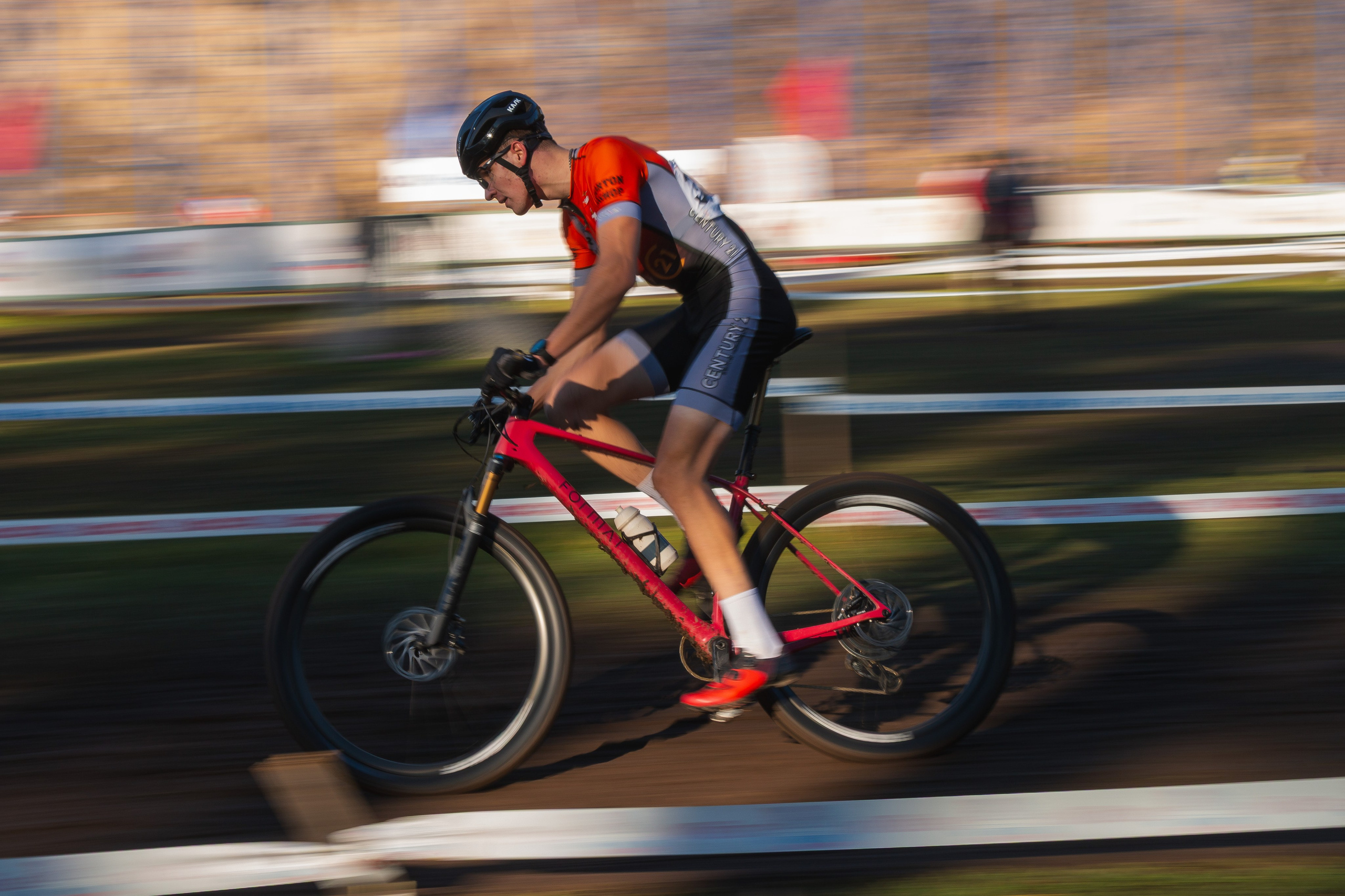 55-й Всероссийский велокросс на призы АО «ИРЗ». Олег Романов. Мастер фото по спорту