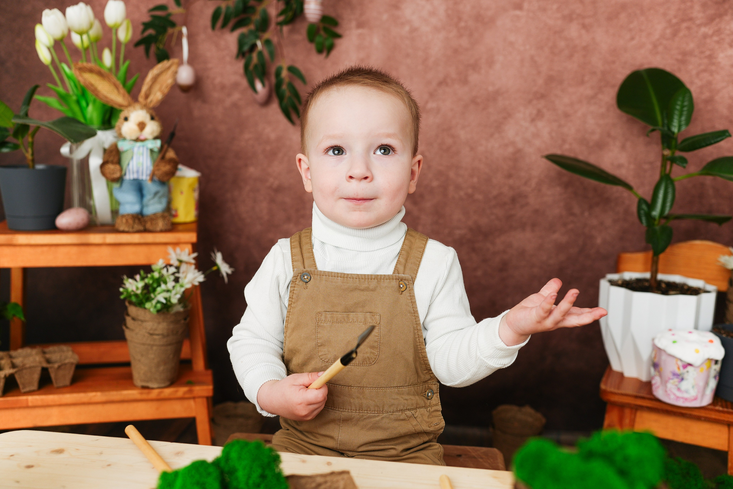Маленький садовод. Фотограф новорожденных и детский фотограф в Екатеринбурге Ксени
