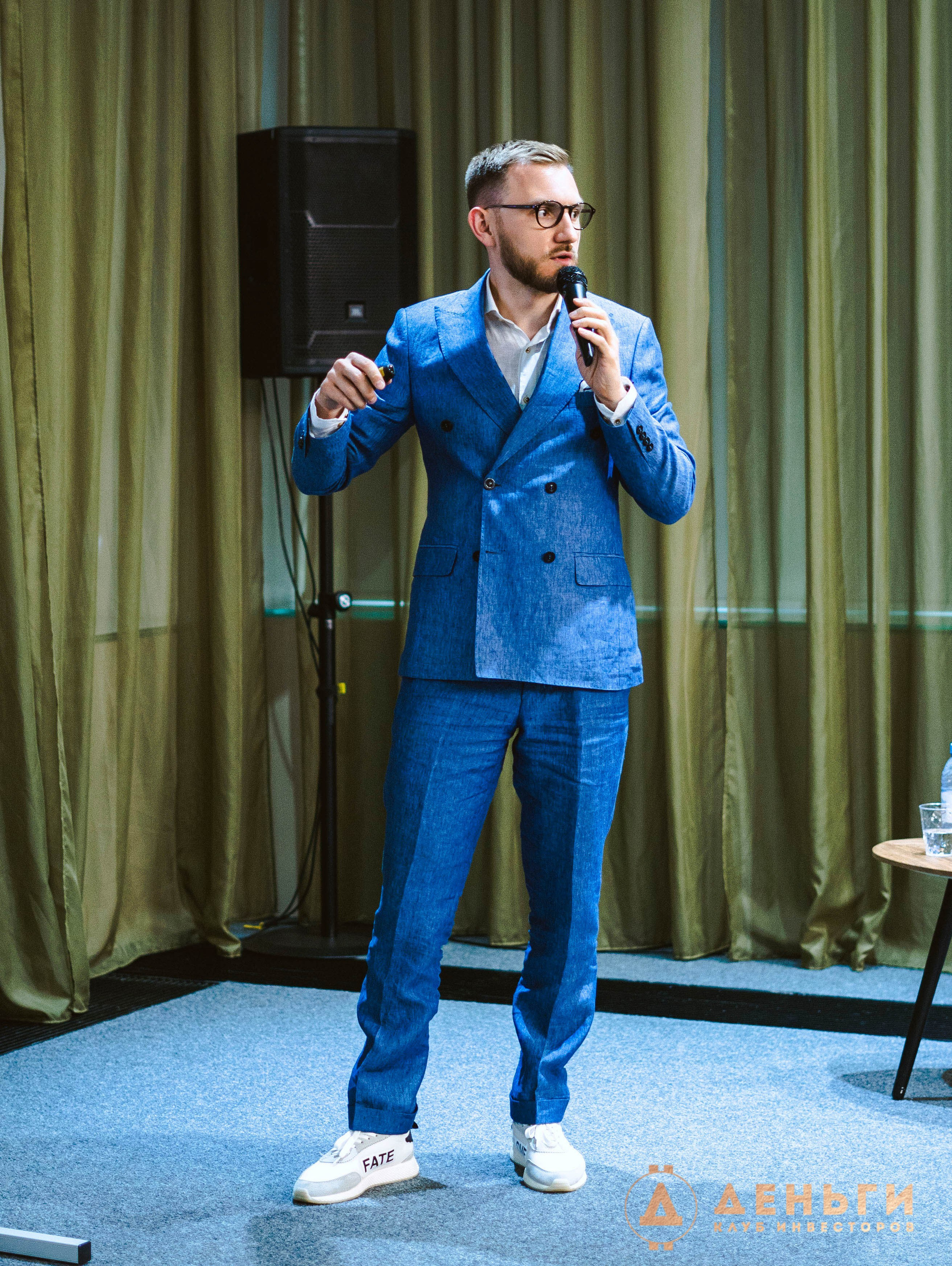 Инвестиционный клуб ''Деньги». Свадебный фотограф