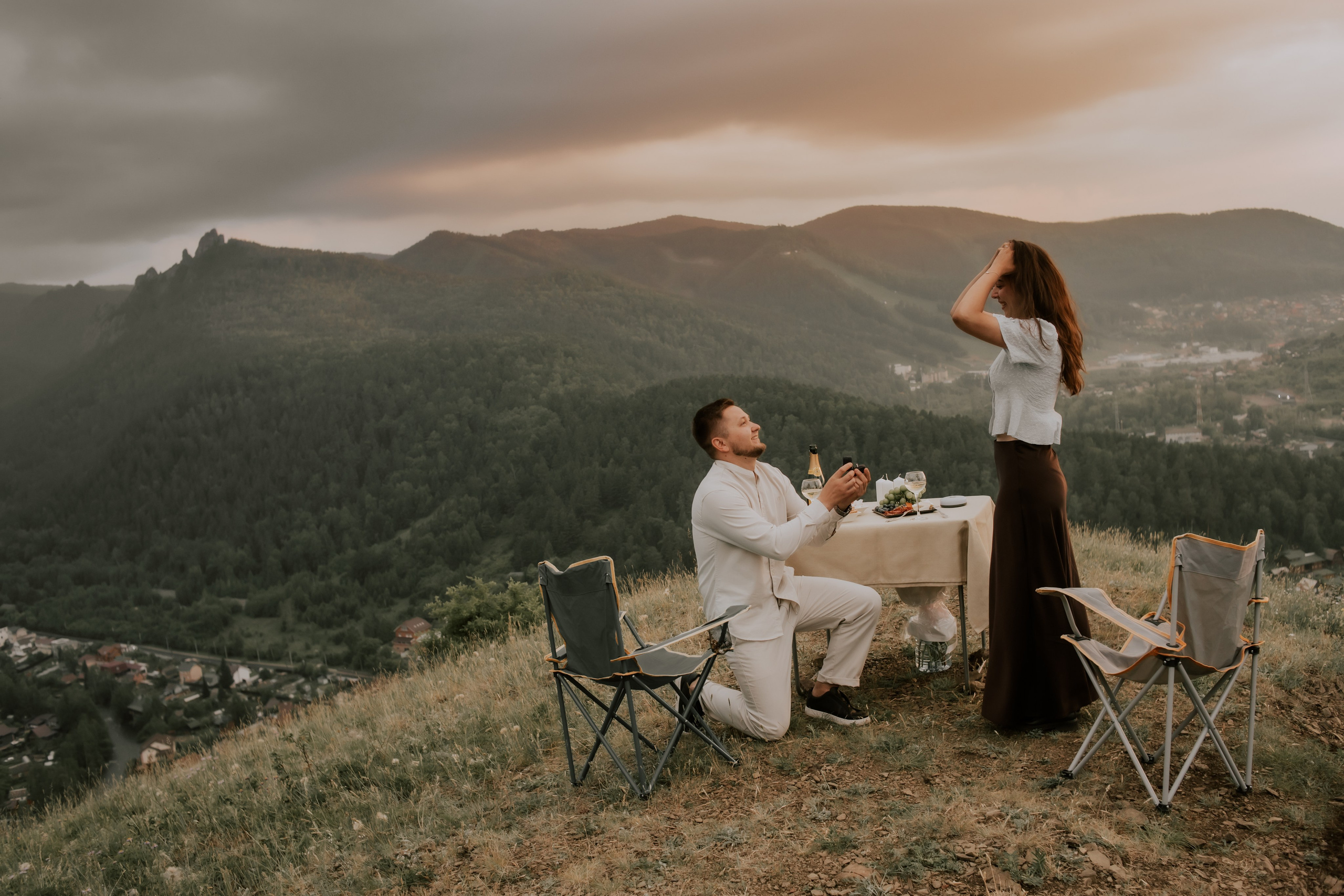 Максим и Юлия. Предложение. Фотограф Регина Крикунова г. Красноярск