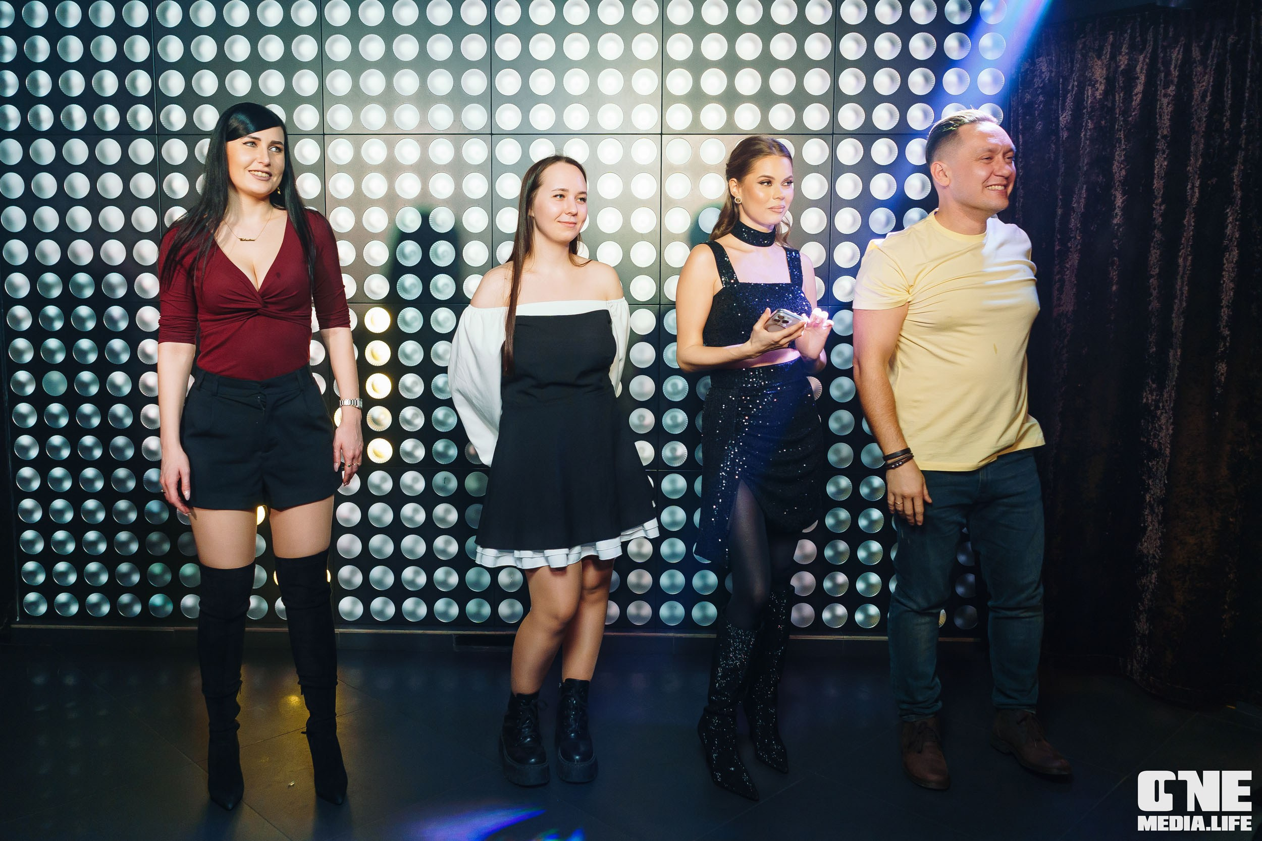 Фоторепортаж из караоке-клуба Эйфория. One Media Life: фоторепортажи, фотоотчеты с мероприятий и заведений