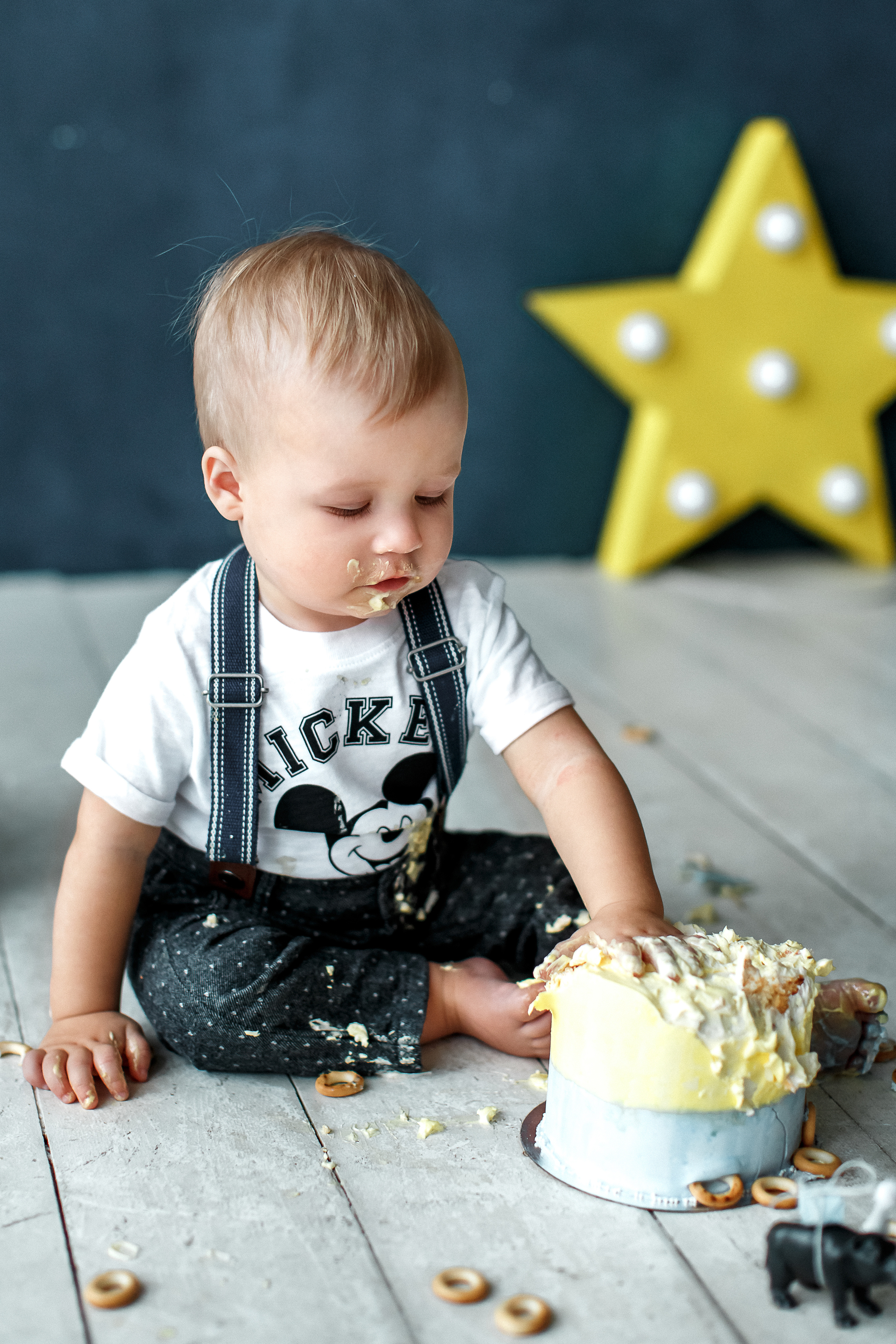 Первый день рождения.... Your story in photos