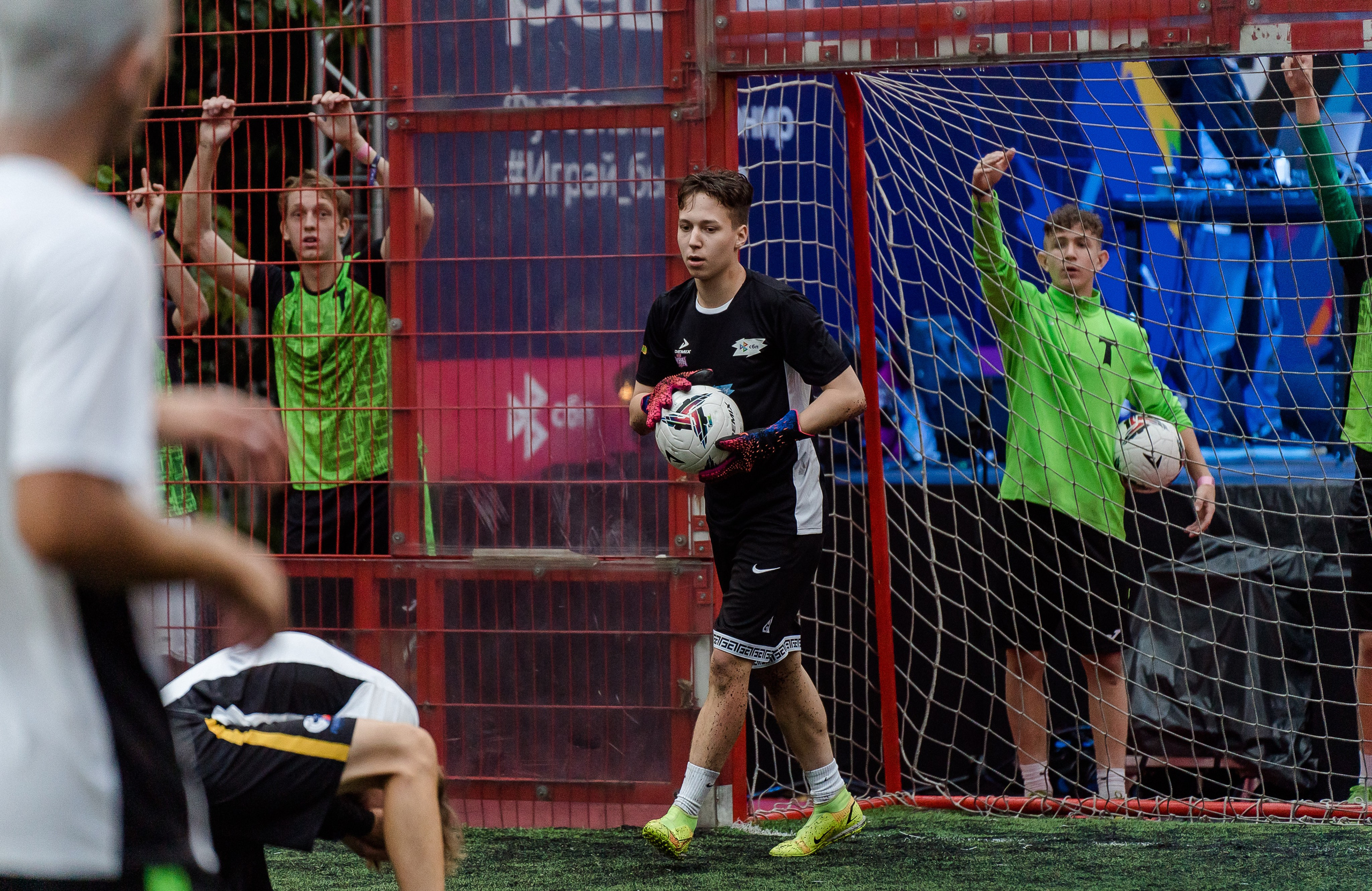 ФК «СКОРОСТЬ РЕШАЕТ» от СБП, РПЛ и Плюс Дача. Репортажный и свадебный фотограф в Москве