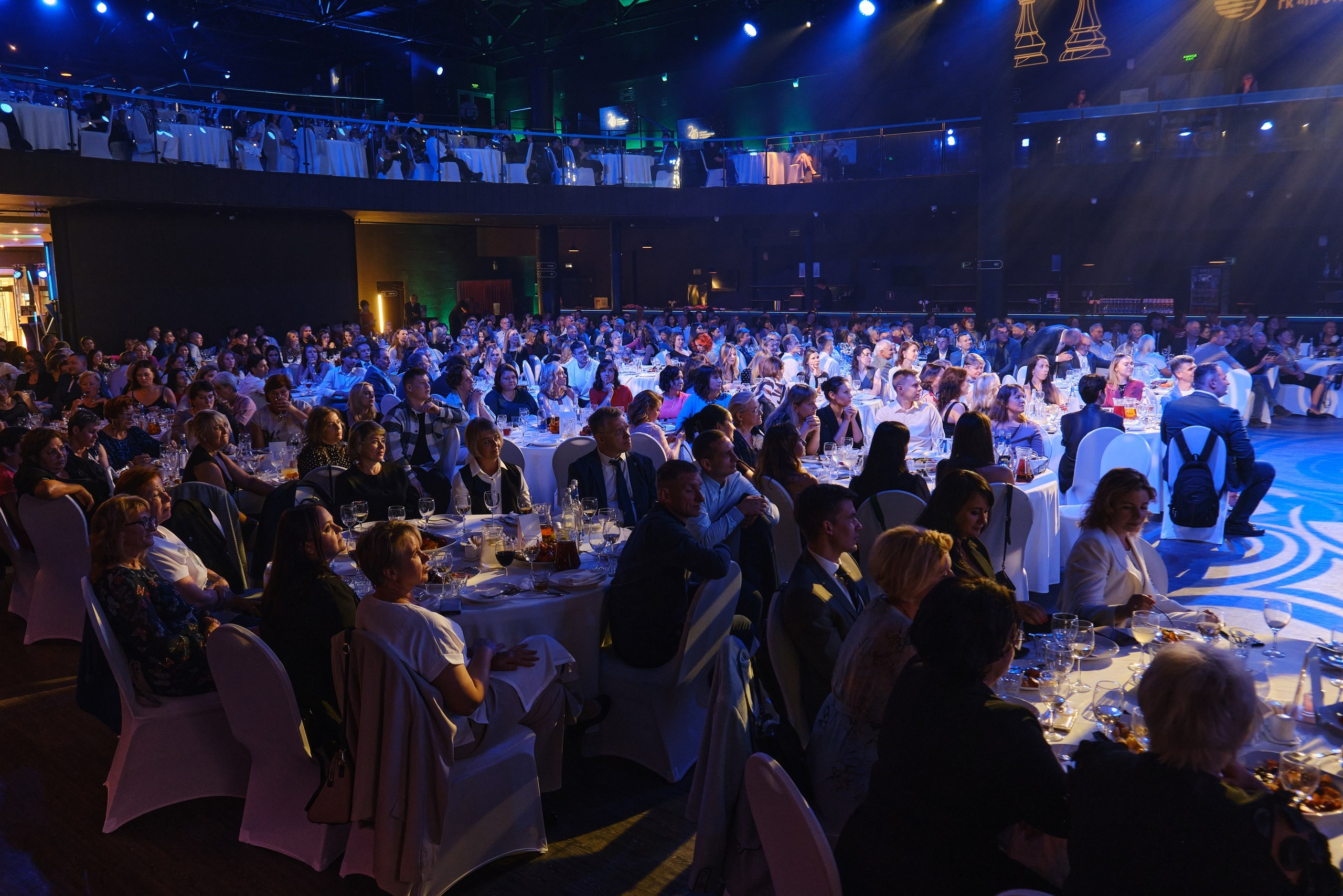 Площадка Атмосфера. Репортажный фотограф в Москве Денис Тамко
