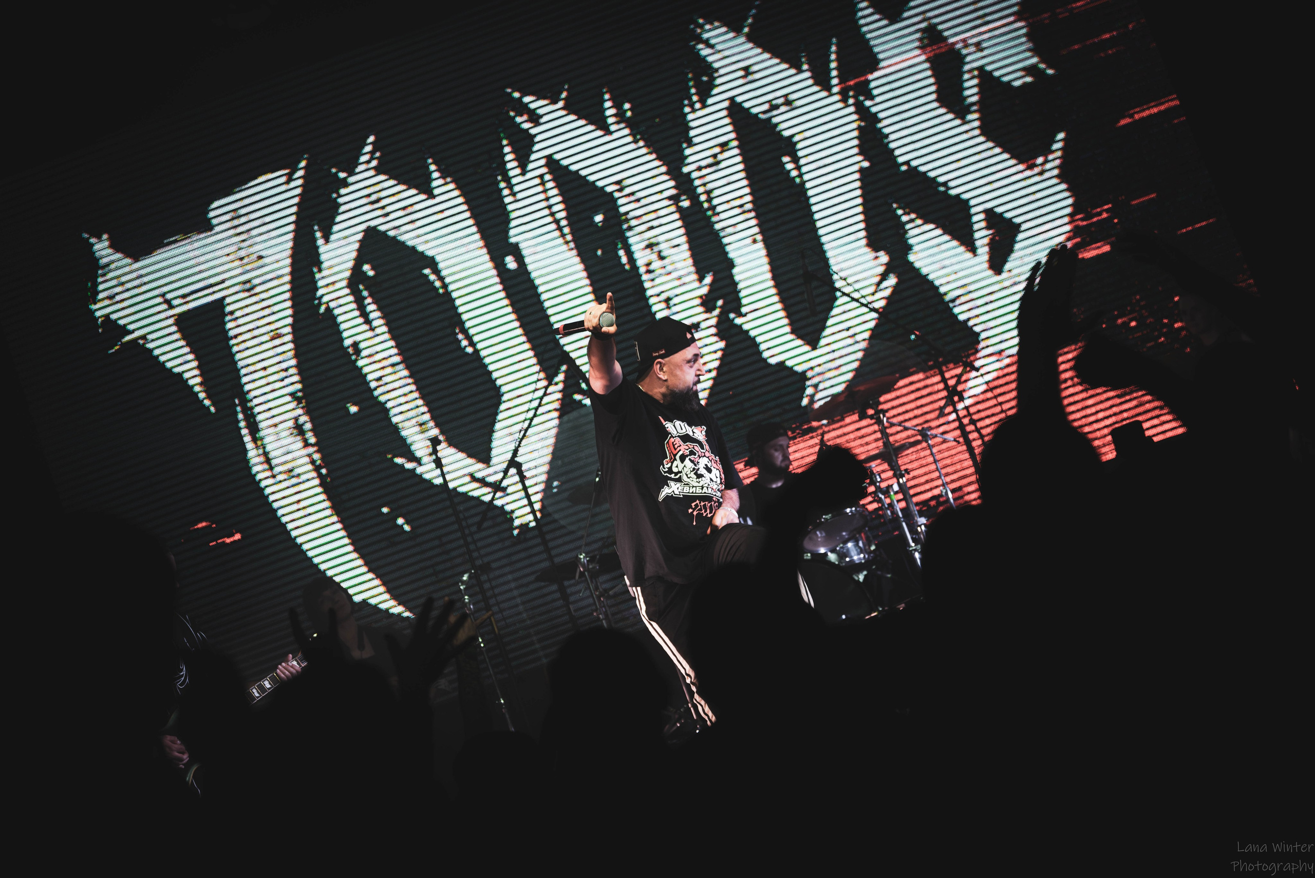 7000$ (29 июня 2025 года, Москва, клуб Урбан). Фотограф Светлана Блинова, Москва и Московская область