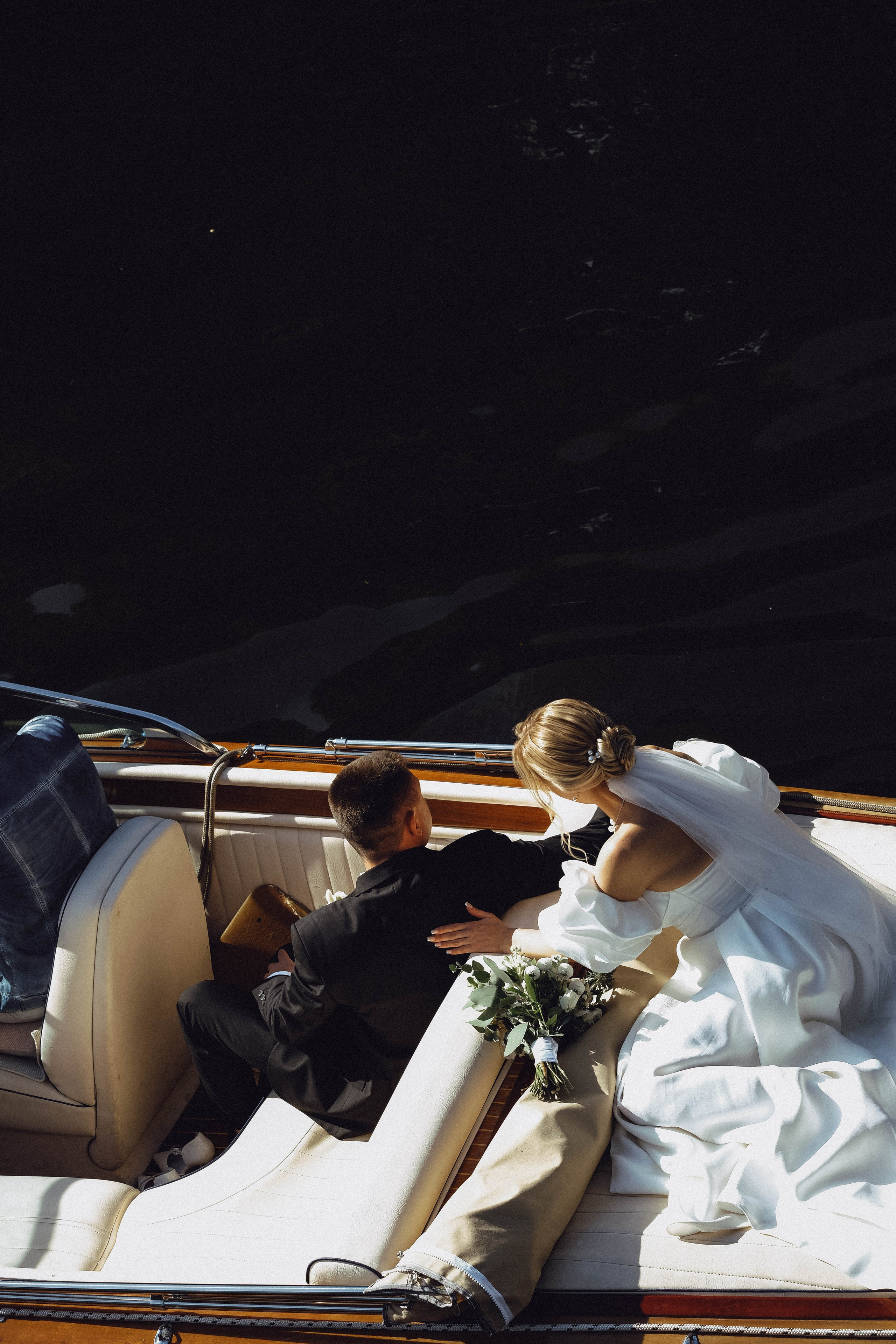 СВАДЕБГНАЯ ПРОГУЛКА ПО КАНАЛ САНКТ-ПЕТЕРБУРГА НА КАТЕРЕ. Профессиональный фотограф, Санкт-Петербург — Виктория Богомолова