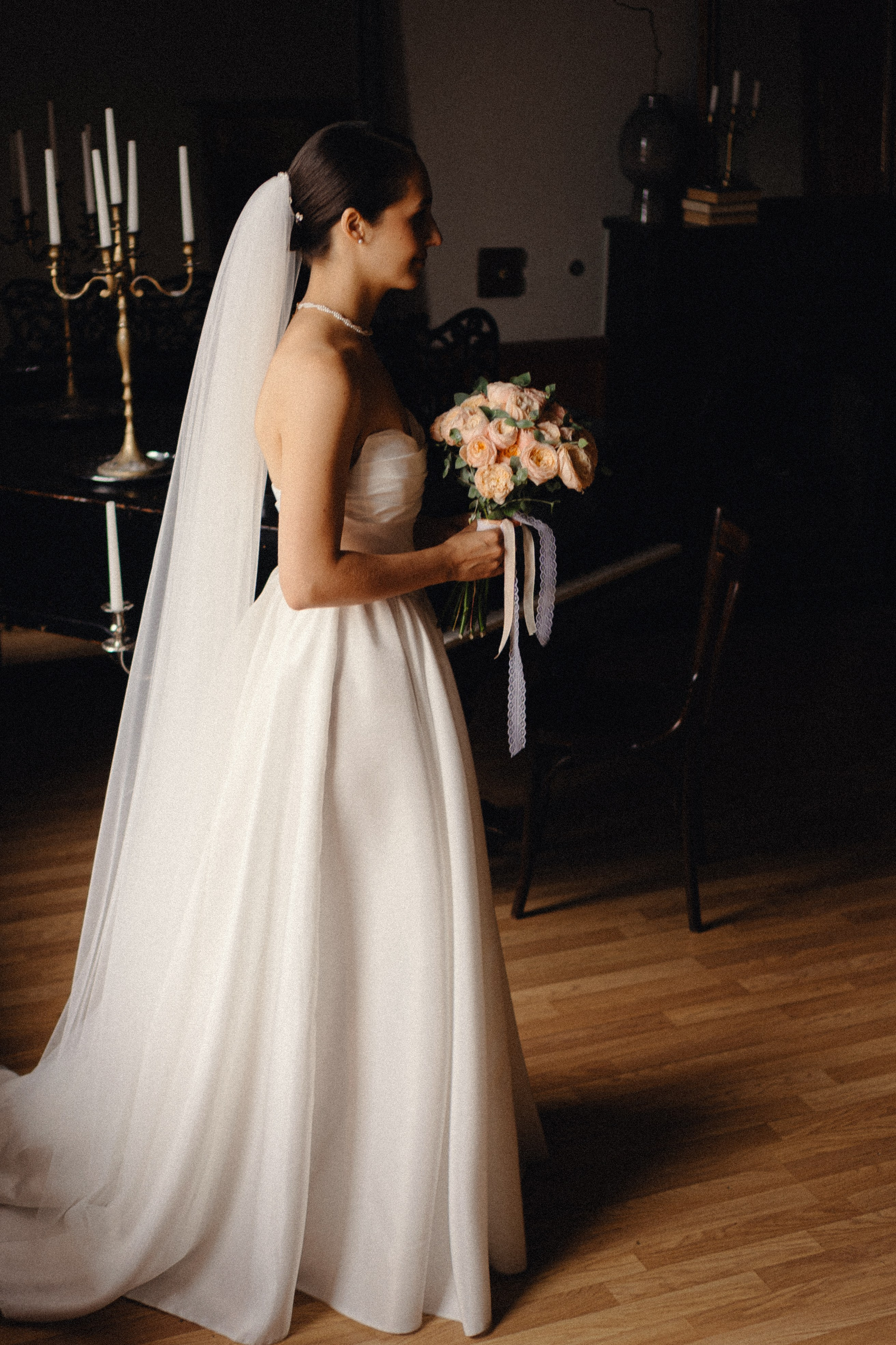 СВАДЕБНАЯ ПРОГУЛКА В САНТК-ПЕТЕРБУРГЕ (ИСАКИЕВСКИЙ СОБОР, ЗИМНЯЯ КАНАВКА, ЭРМИТАЖ И БОЛЬШАЯ МОРСКАЯ УЛИЦА). Профессиональный фотограф, Санкт-Петербург — Виктория Богомолова