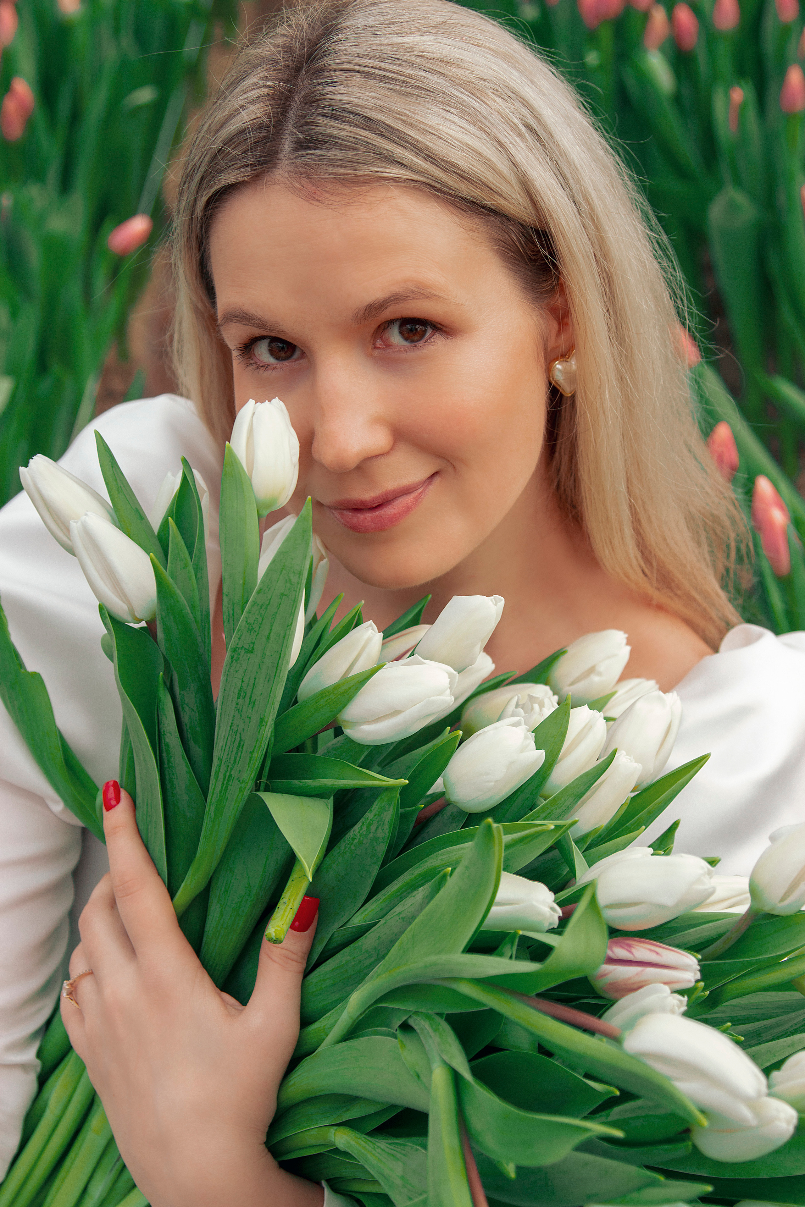 Света в тюльпанах. Фотограф Ольга Бобб Нижний Новгород