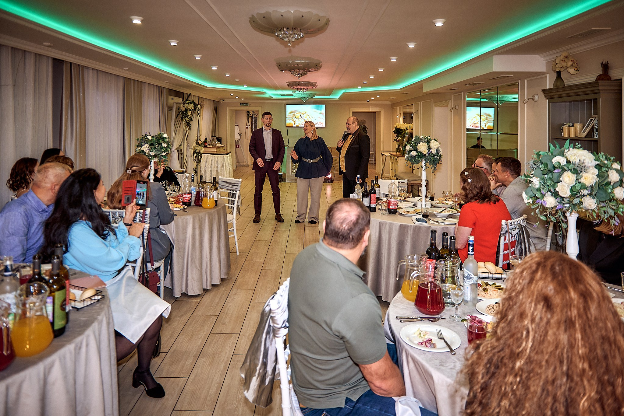 55 лет 💕. Свадебный фотограф, видеограф, рилсмейкер в Санкт-Петербурге и Москве