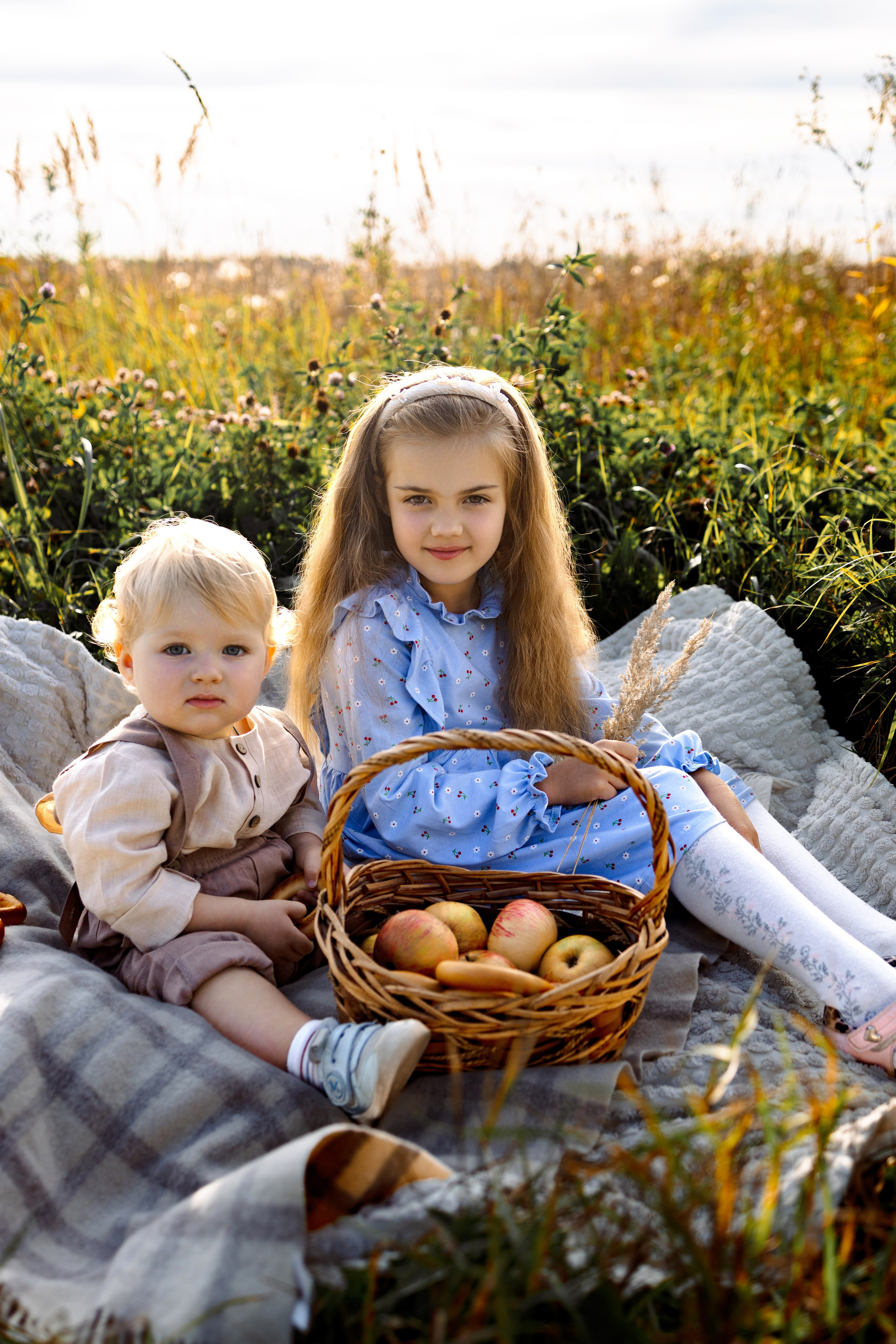 Прогулка на закате. Колесникова Татьяна. Фотограф новорожденных Щёлково, Москва, Королев