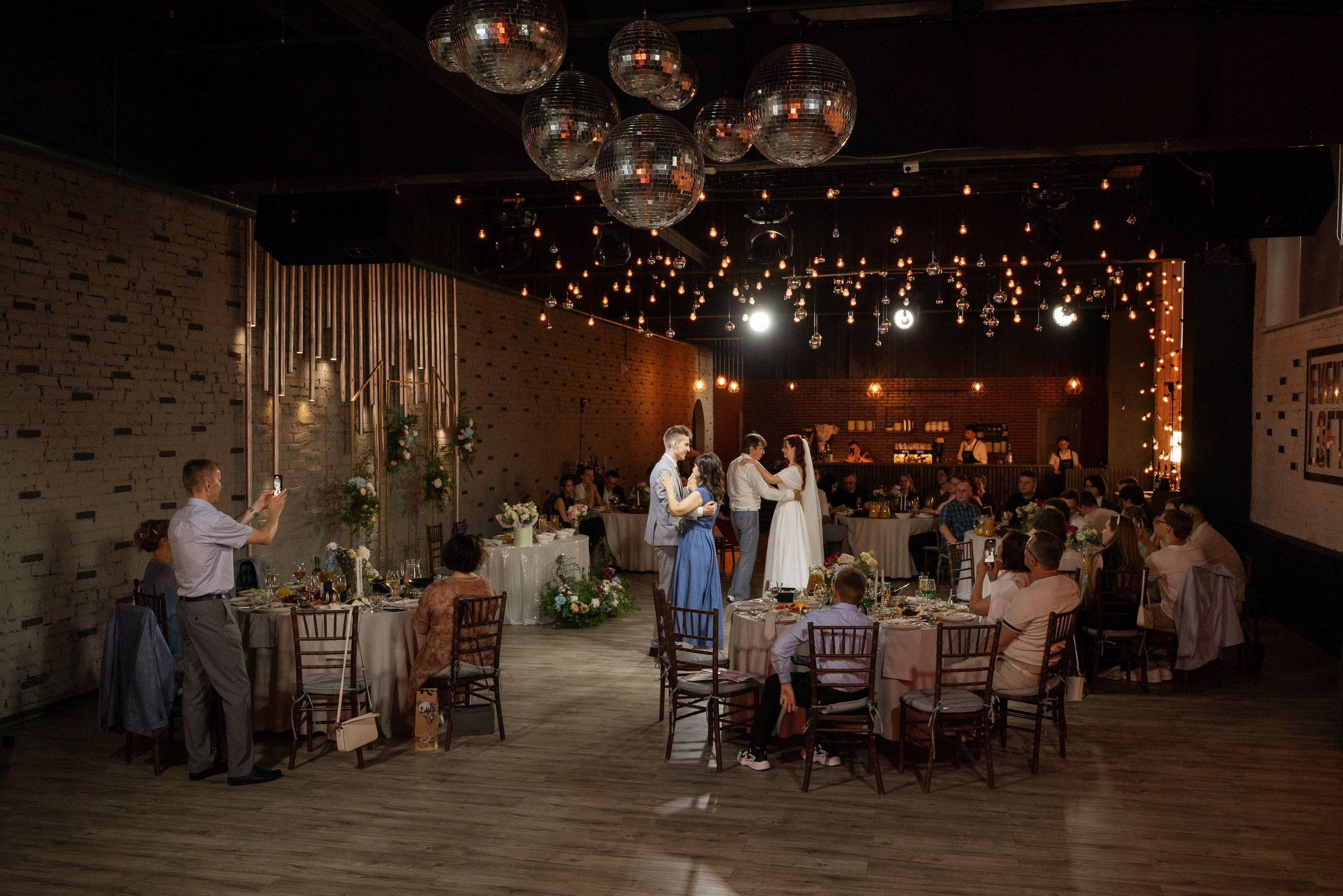 Пётр и Ирина | 01.08.25. Свадебный фотограф в Санкт-Петербурге Владислава Тюльпина