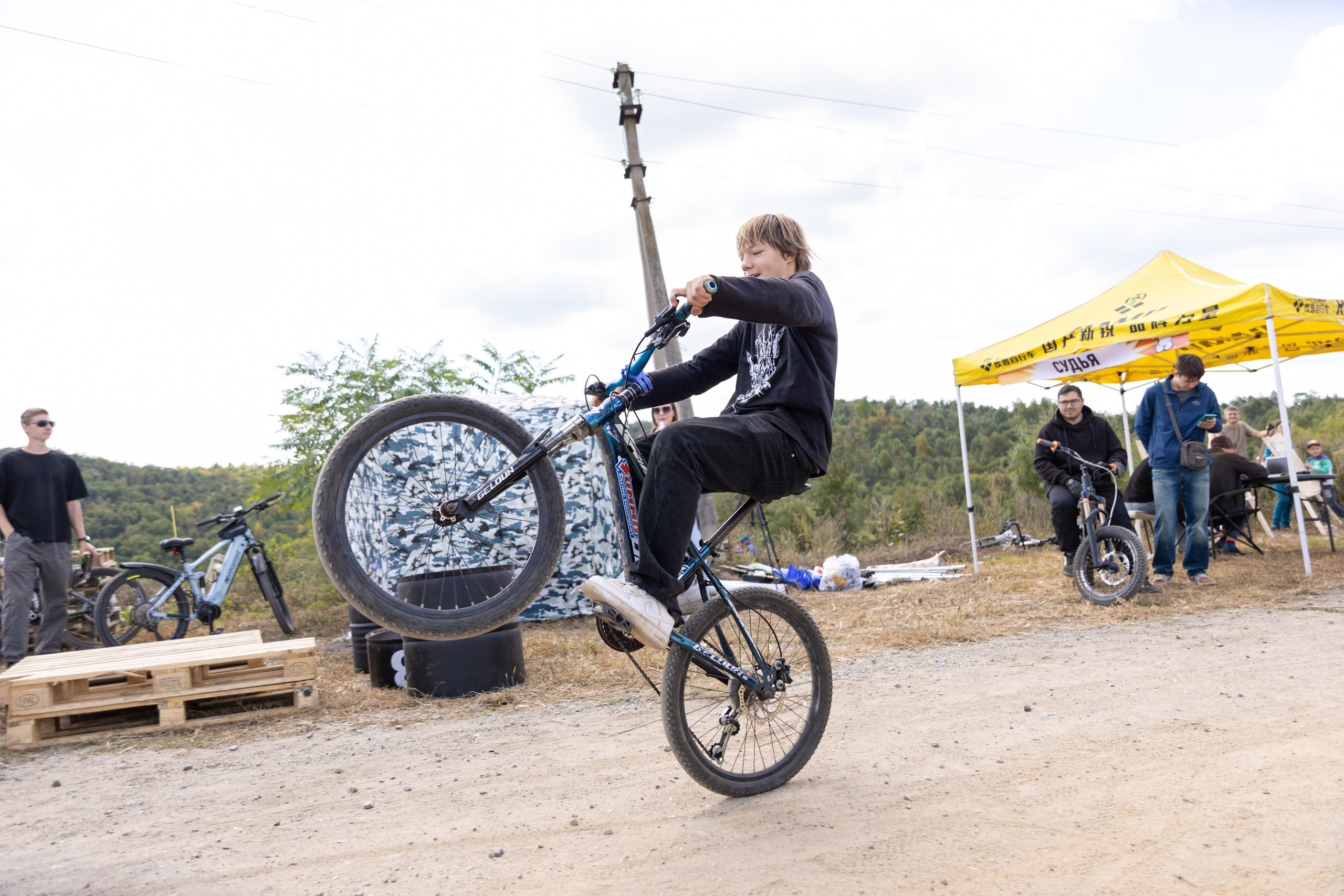 ВелоФест Трындец г. Артём. Олег Катакинов| Репортажный фотограф в городе у моря (Владивосток)
