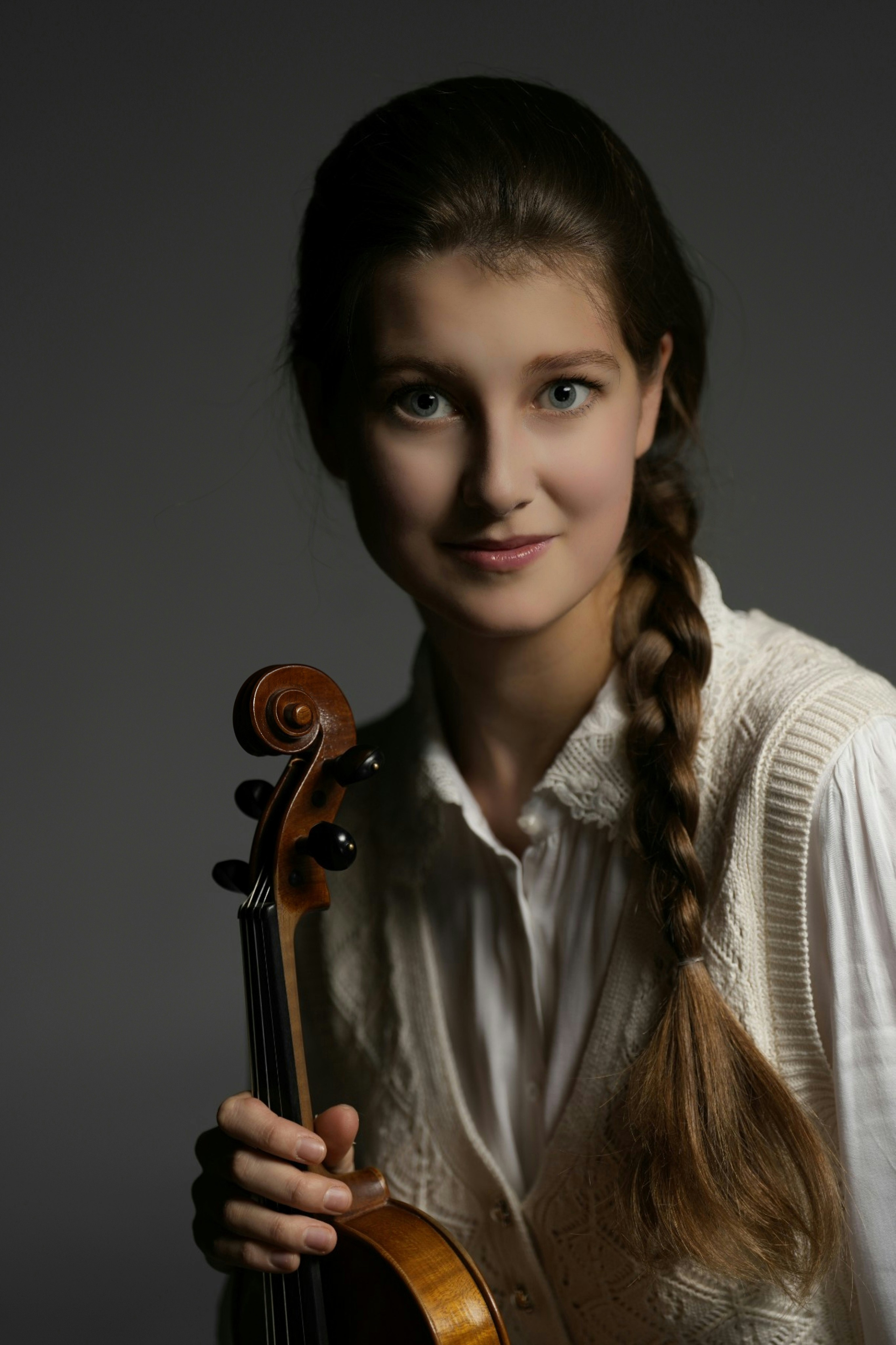 Portraits. Arseniya Sibilyova | violin