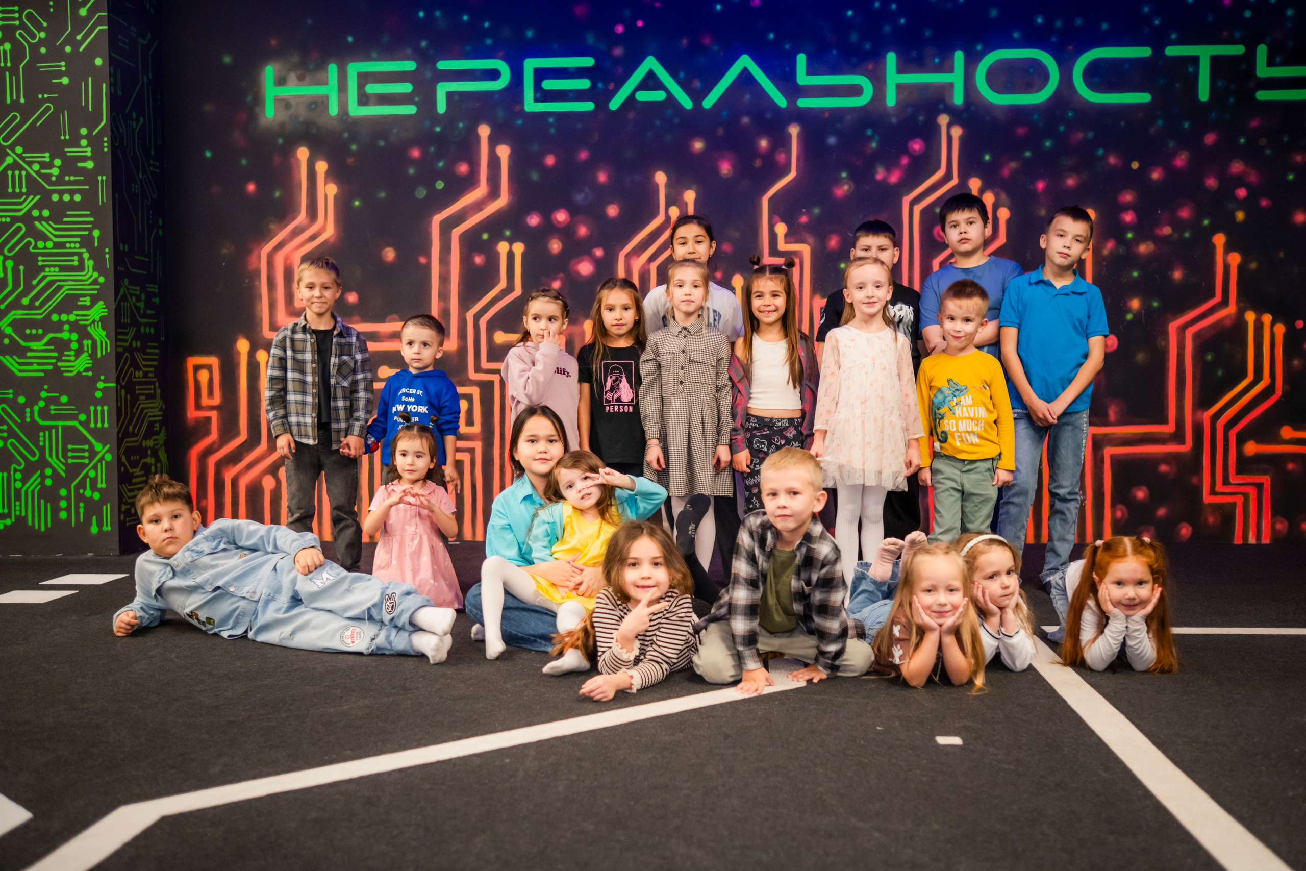 VR (September-October 2024). Felixtones