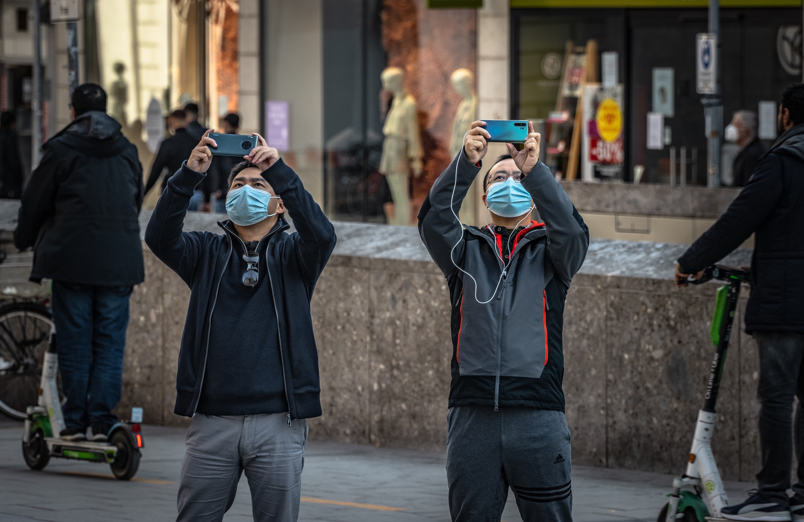 STREET. NE Cinema — backstage and reportage photography in cinema, music, Automotive and sport