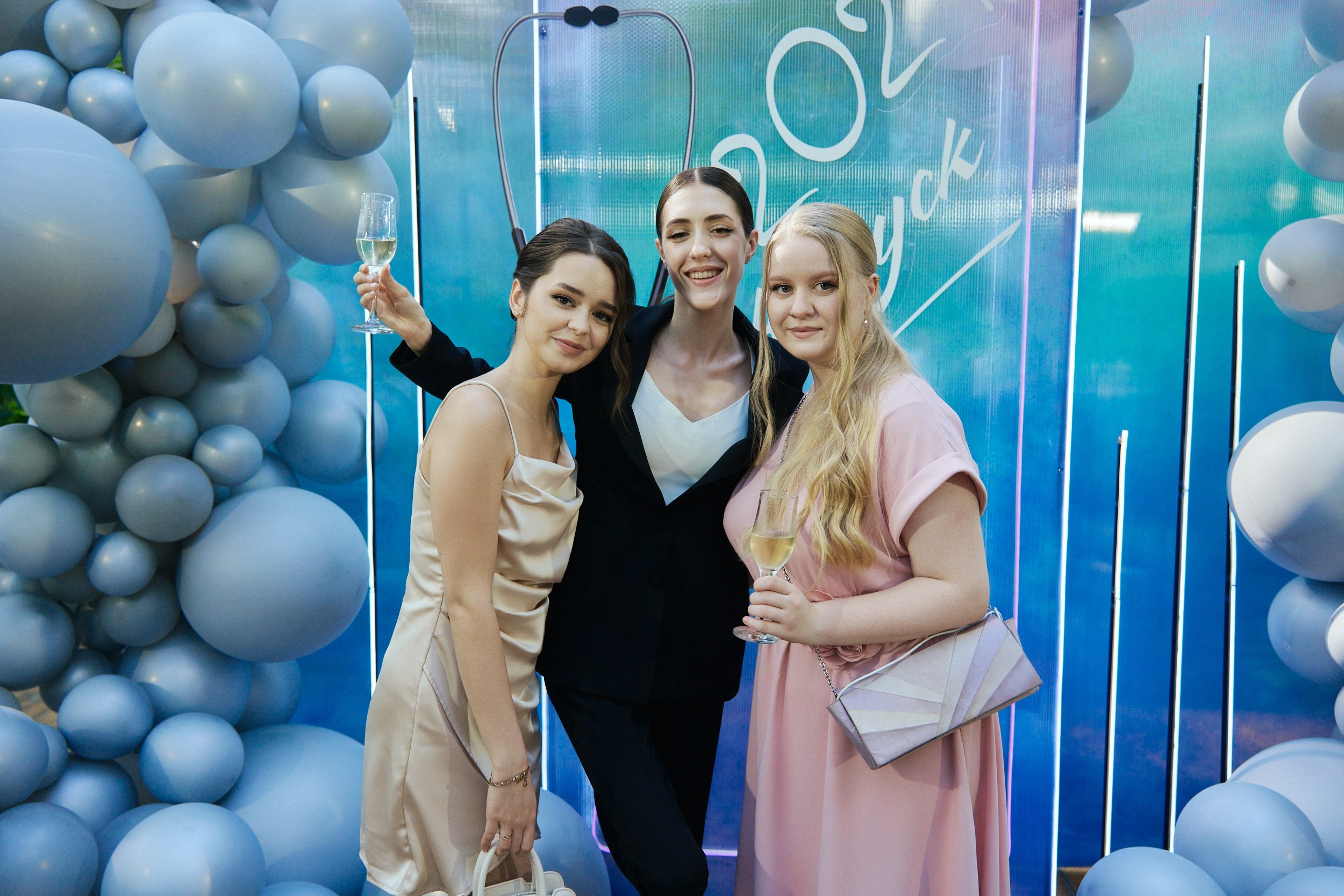 Выпускной «Медицинского института 2024». Фотограф в Хабаровске