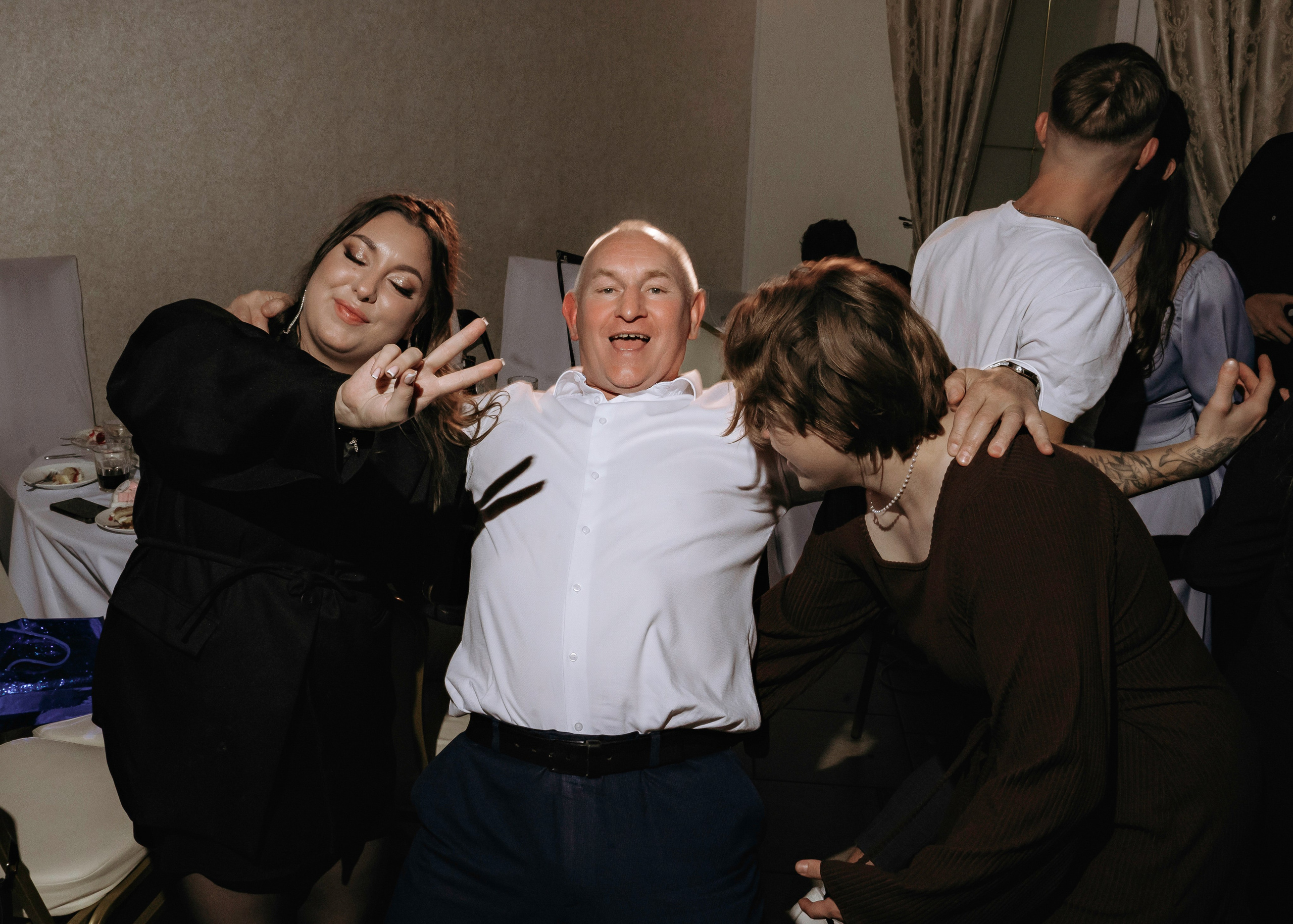 Живи, пока живется, пока бушует кровь. Свадебный фотограф в Минске Вадим Бурчик