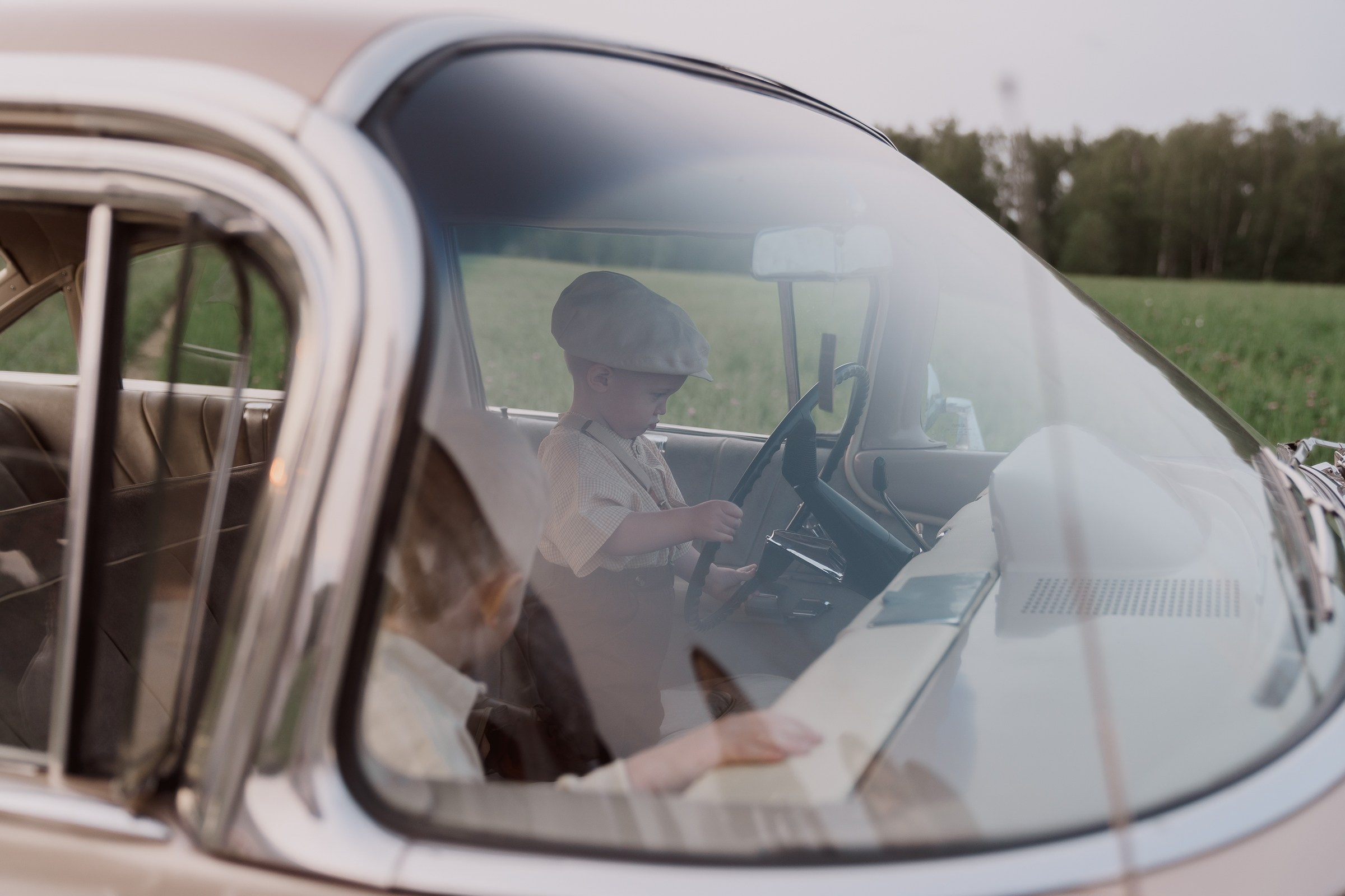 Фотосессия с ретро тачкой. Семейный и детский фотограф в Сергиев Посаде, Хотьково Якимчук Любовь