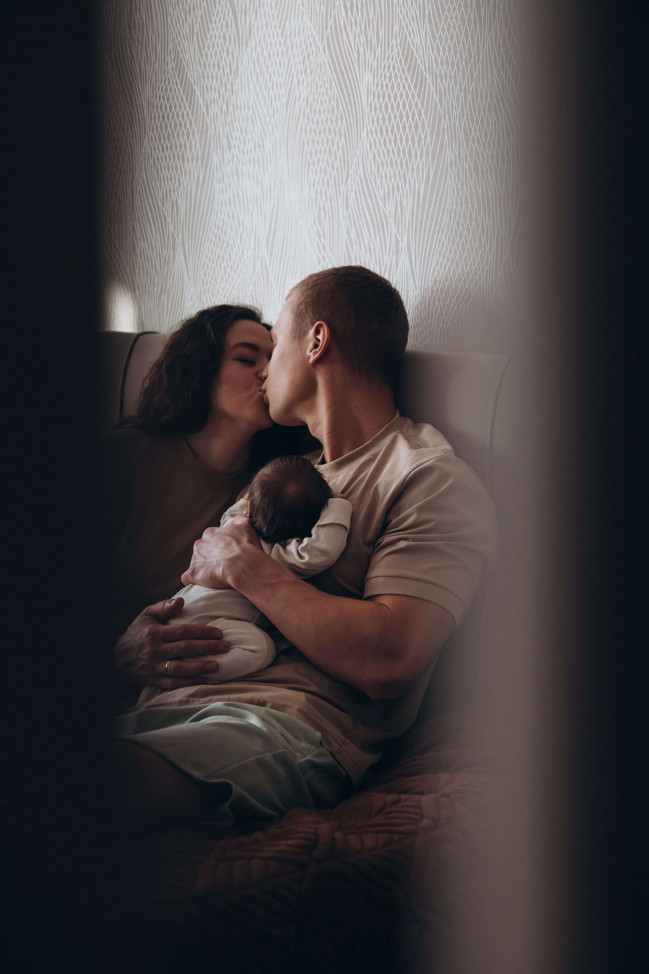 Андрей Аделина и маленькая принцесса. Семейный фотограф Нижневартовск Тюмень Ефимова Ирина