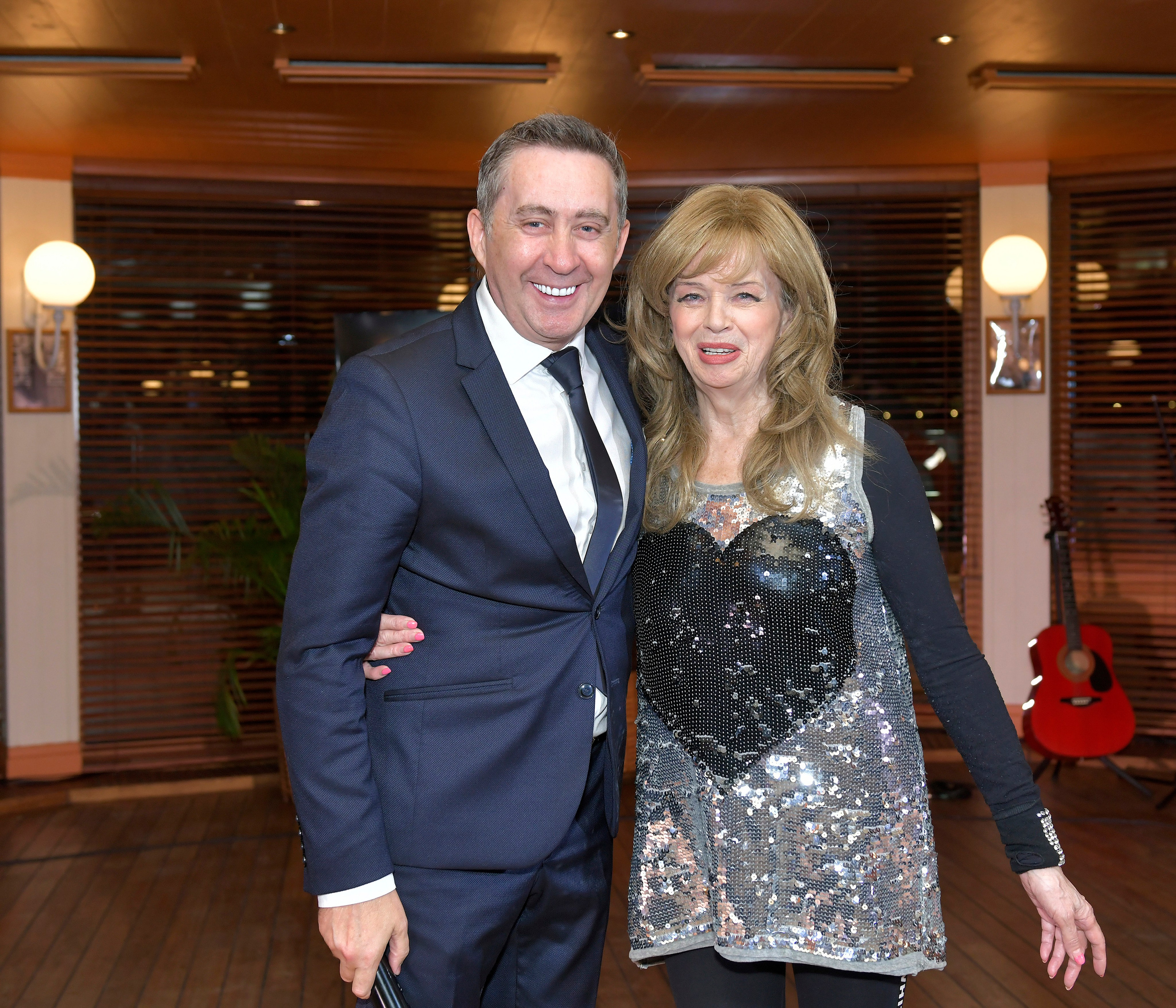 Ведущий Валерий Чигинцев