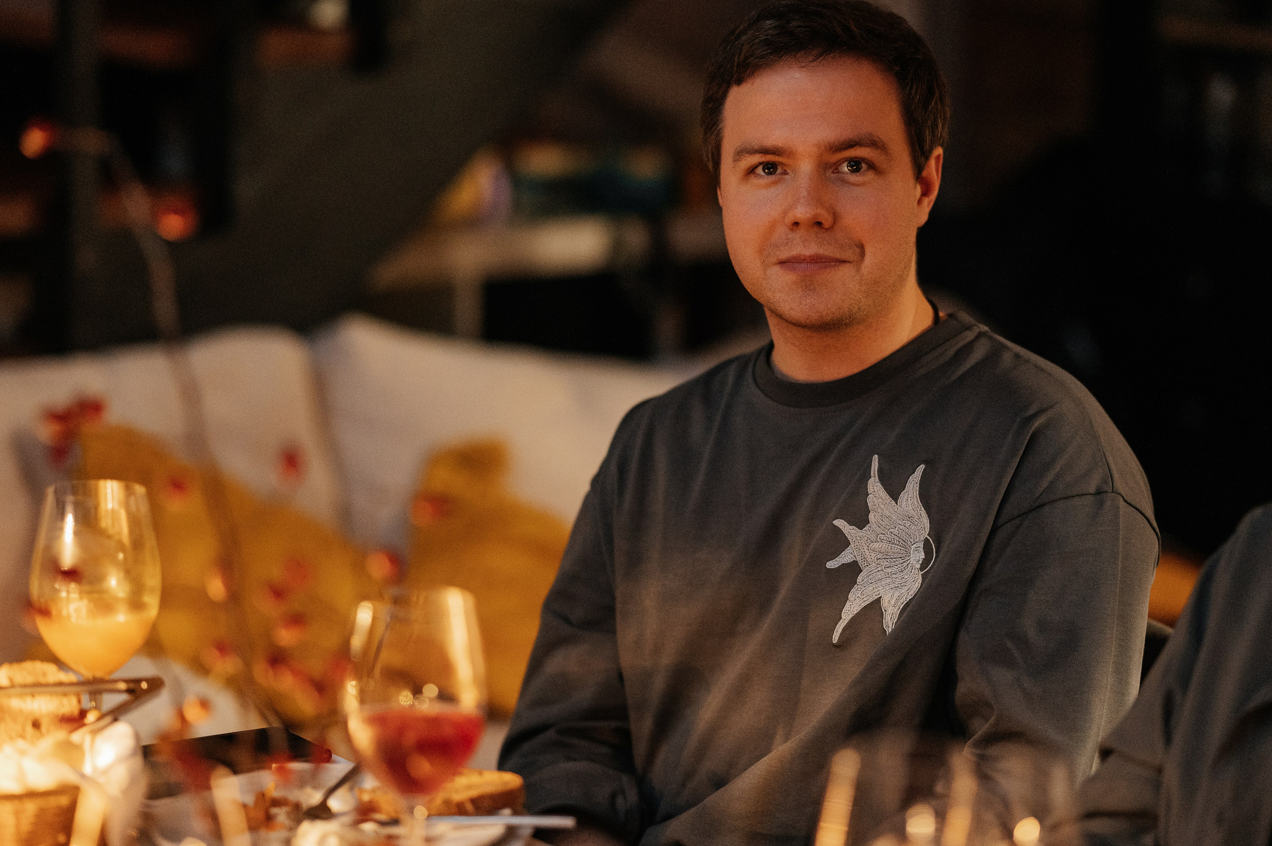 Невероятно атмосферный семейный ужин. Wedding photographer in Moscow and around the world Andrey Medvednikov