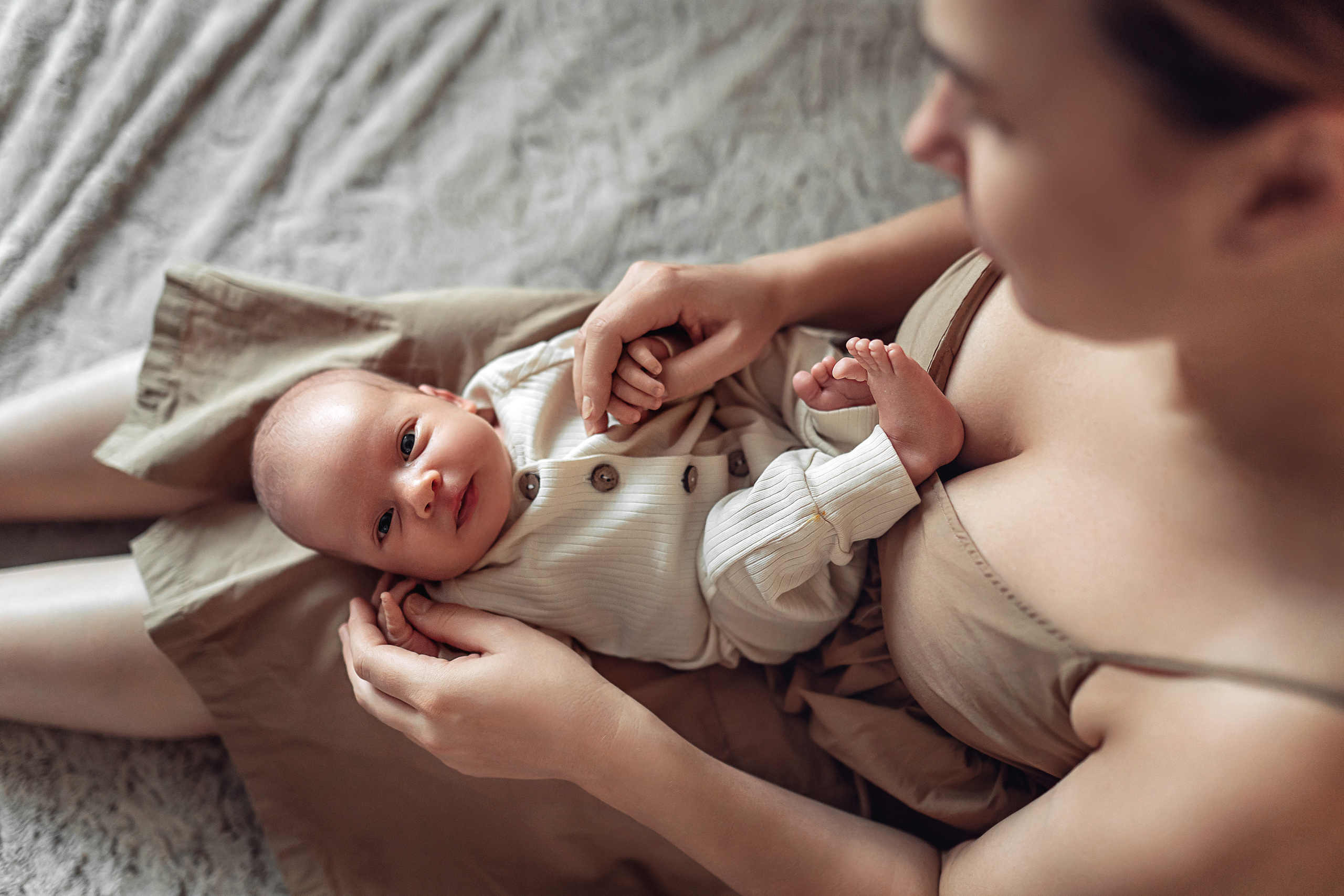 Домашняя съемка с новорожденным. Фотограф \ Видеограф на Крещение, Венчание Москва| Семейные съемки