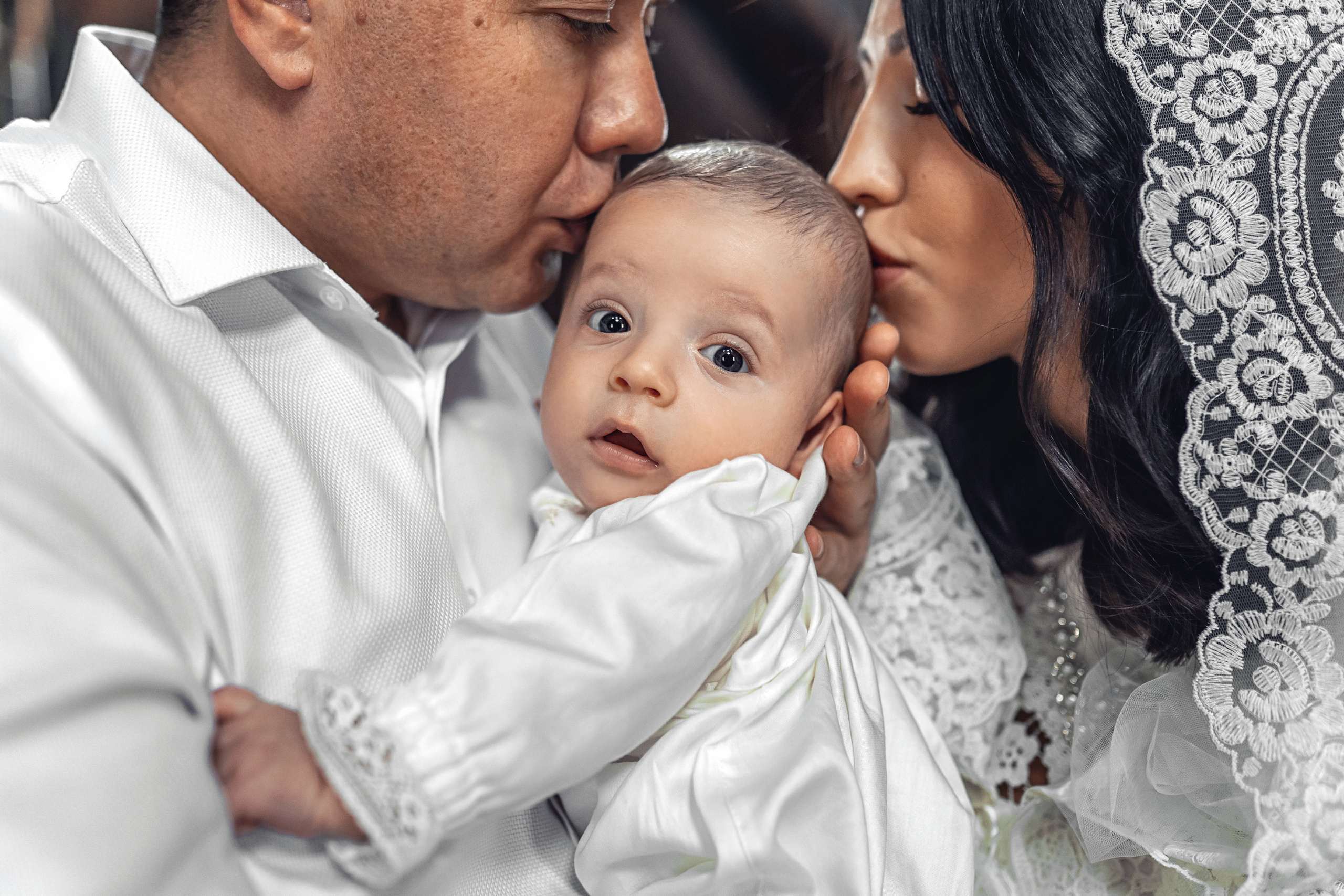 Фотограф на крещение Москва. Храм Успения в Успенском. Фотограф \ Видеограф на Крещение, Венчание Москва| Семейные съемки