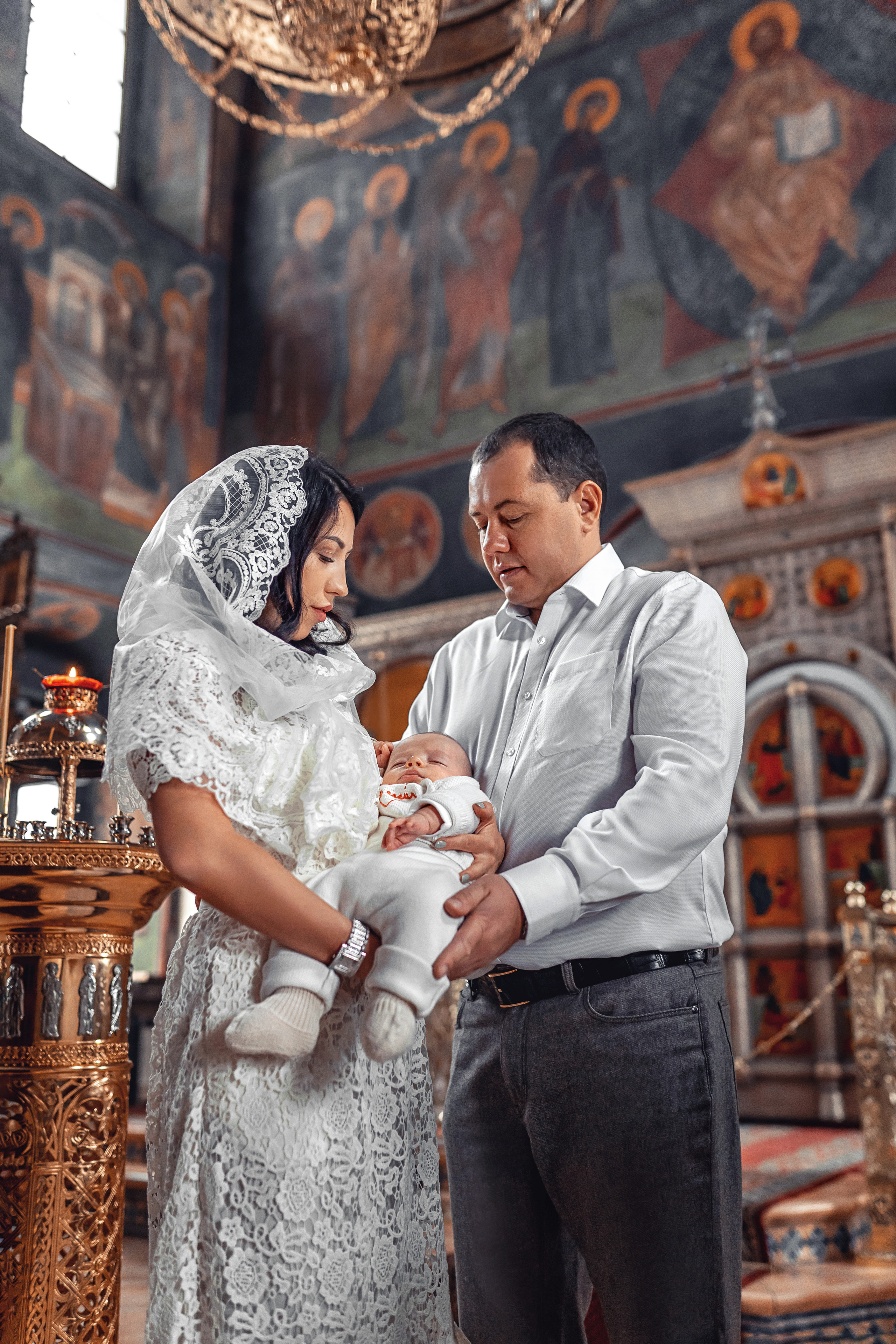 Фотограф на крещение Москва. Храм Успения в Успенском. Фотограф \ Видеограф на Крещение, Венчание Москва| Семейные съемки