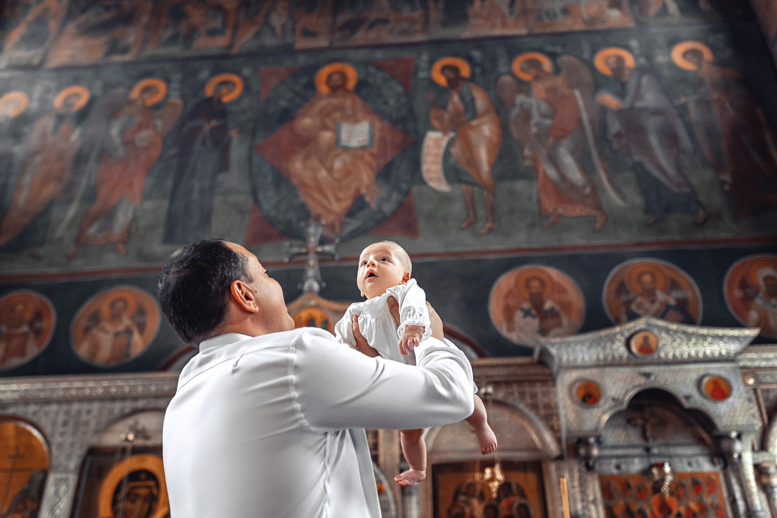 Фотограф на крещение Москва. Храм Успения в Успенском. Фотограф \ Видеограф на Крещение, Венчание Москва| Семейные съемки