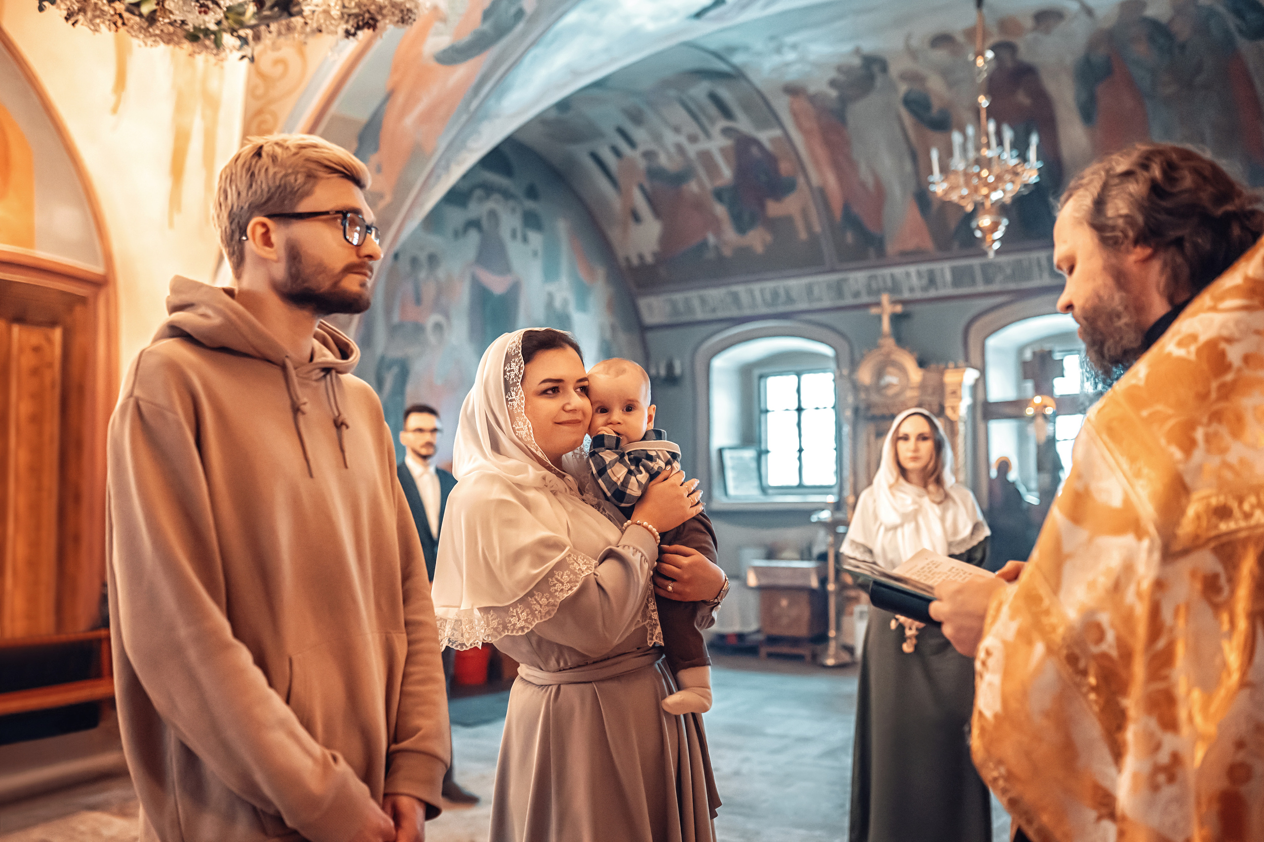 Фотограф на крещение Москва. Храм Николая в Сабурово. Фотограф \ Видеограф на Крещение, Венчание Москва| Семейные съемки