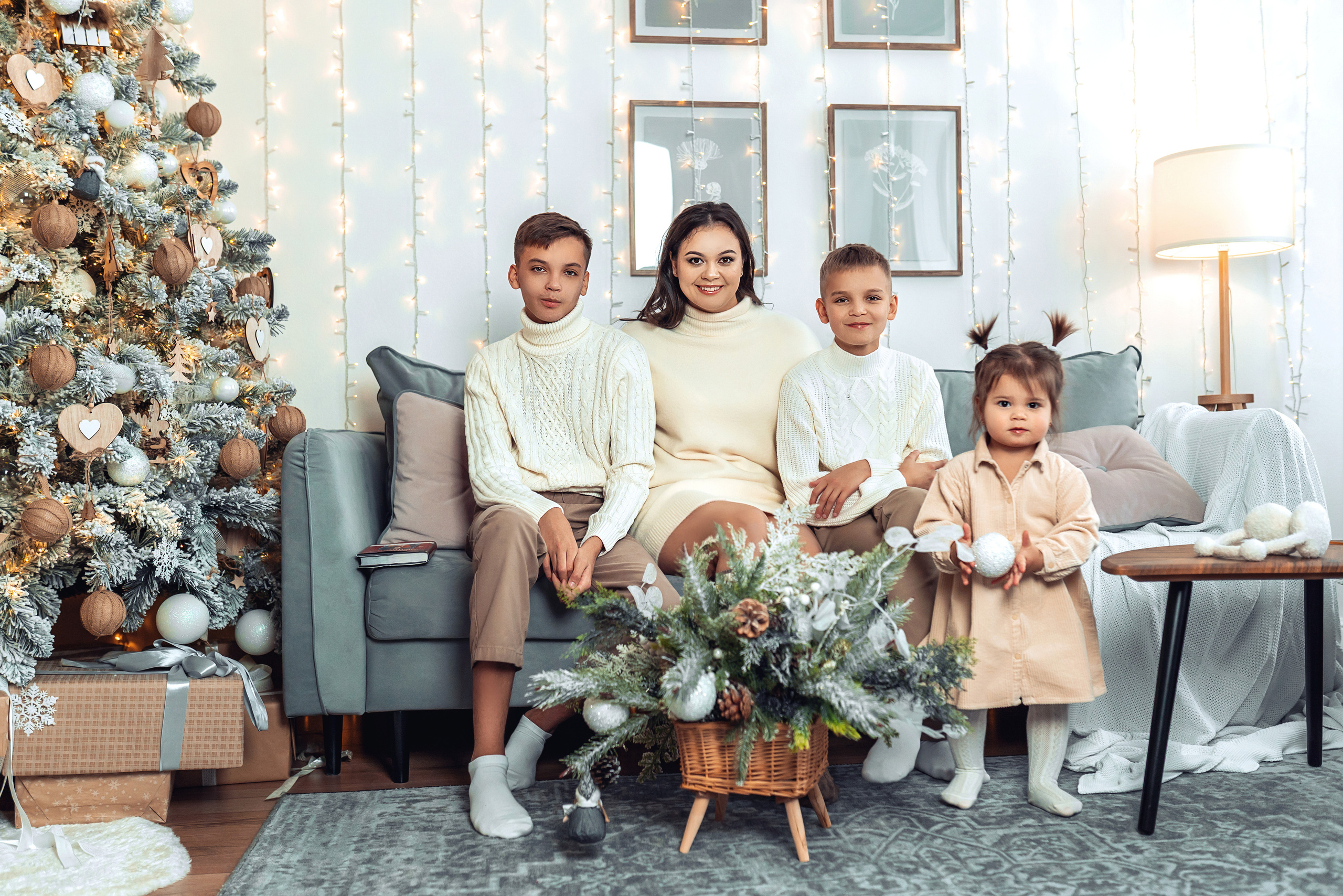 Новогодняя съемка. Фотограф \ Видеограф на Крещение, Венчание Москва| Семейные съемки