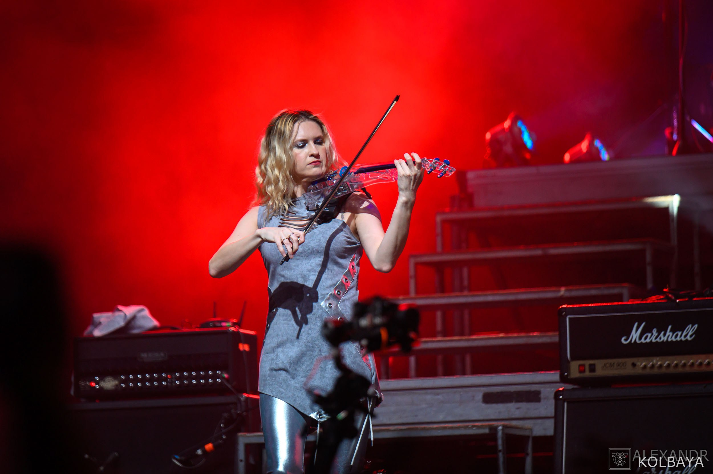 Фоторепортаж с Метал-Елки 2026. Концертный и театральный репортажный фотограф в Москве Александр Колбая