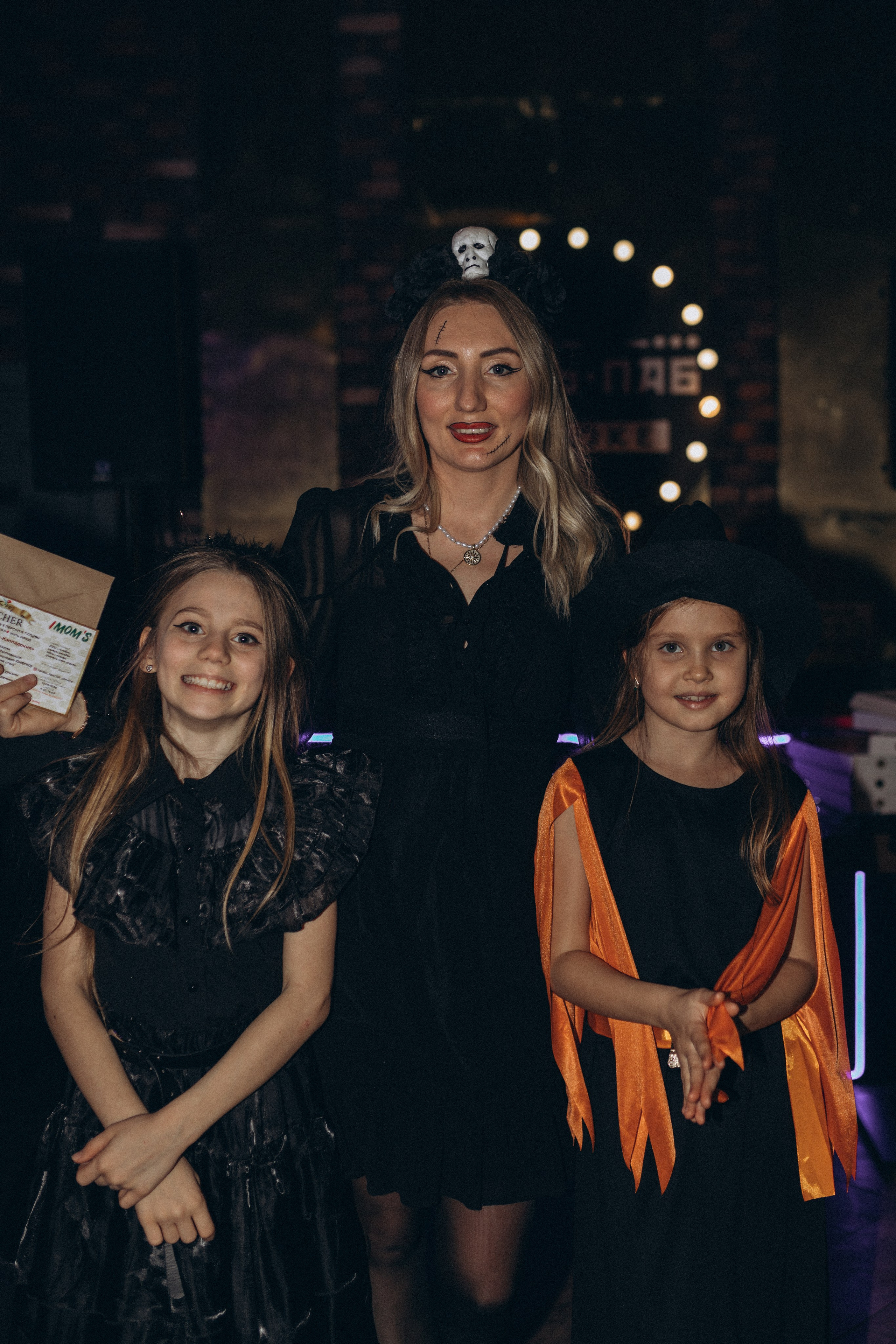 Квиз I MOM'S. Свадебный фотограф. Москва и Московская Область