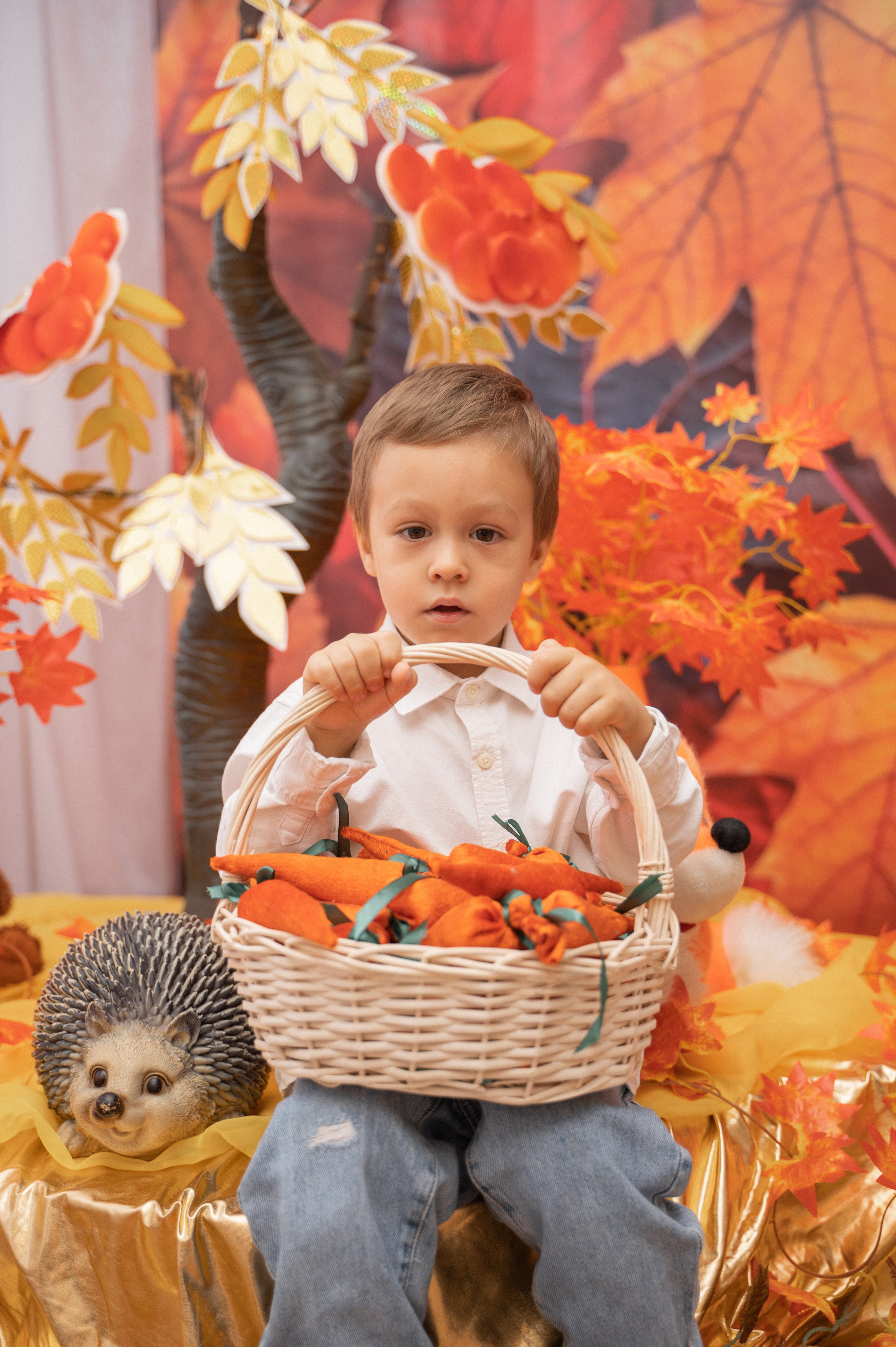 САДЫ. ФОТОГРАФ/РУДНЫЙ/КОСТАНАЙ