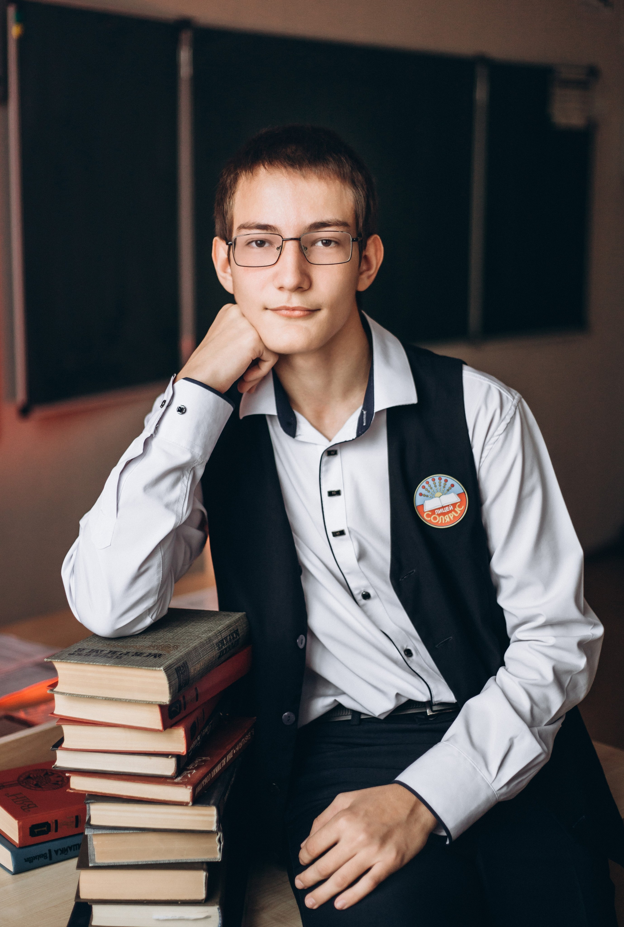 Выпускной класс на альбомы в школе+природа. Портретный и семейный фотограф в Саратове Елена Шустова