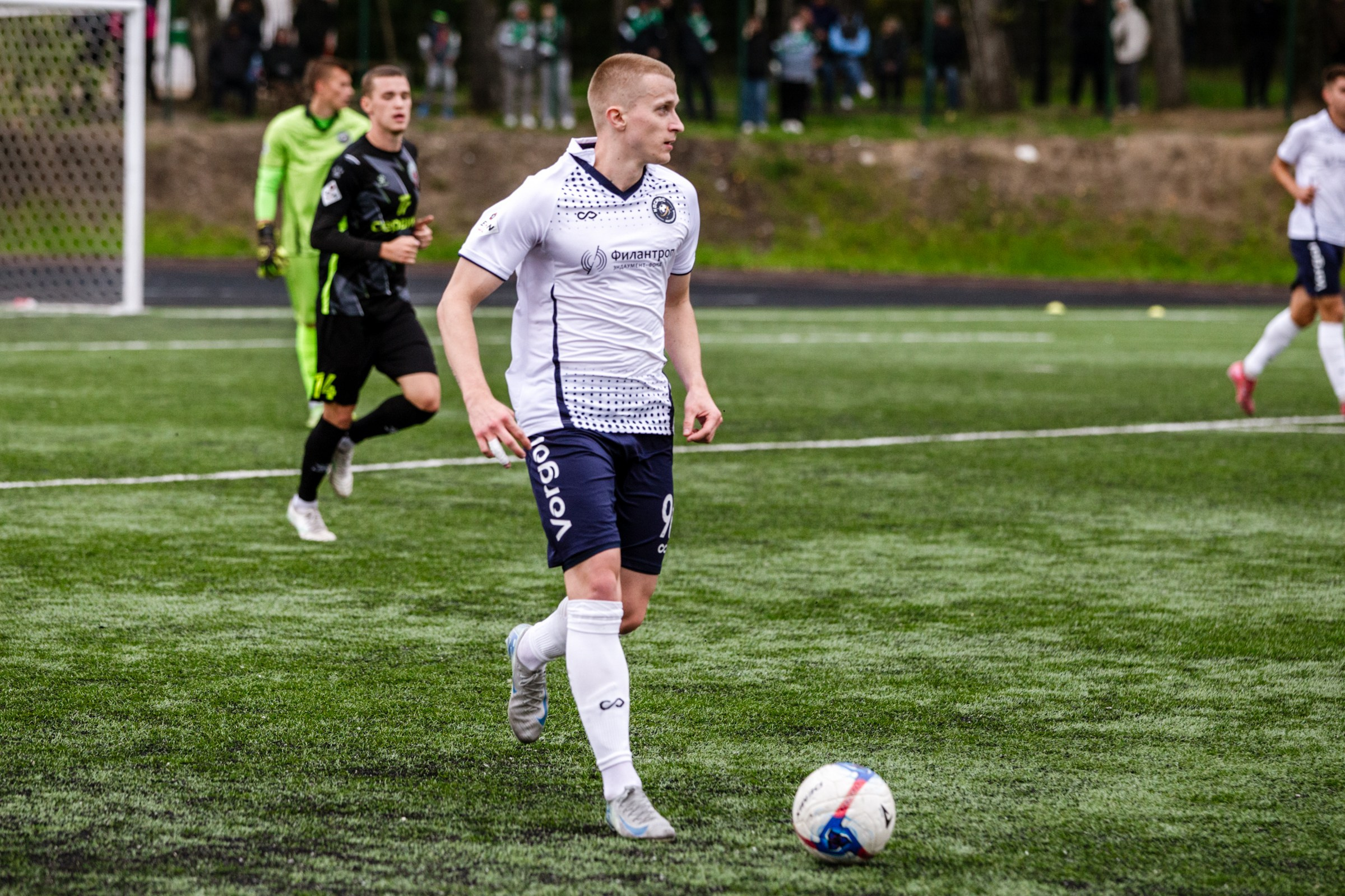 Первенство России по футболу LEON-Вторая лига Б | ФК Иркутск — Космос (Долгопрудный) | 14.09.25. Фотограф в Иркутске Евгения Айвазова