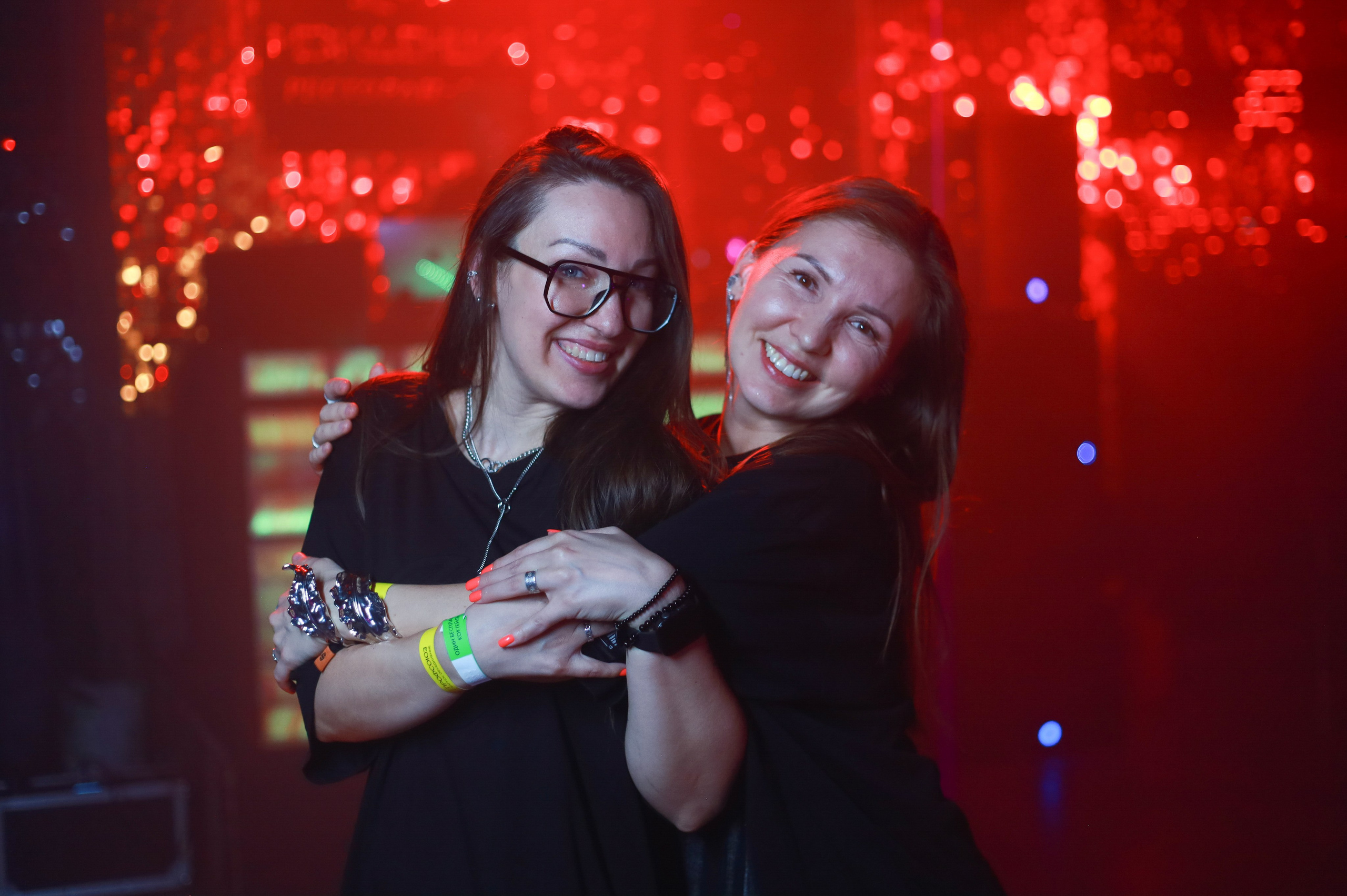 Клуб Резиденция лучшее. Контакты