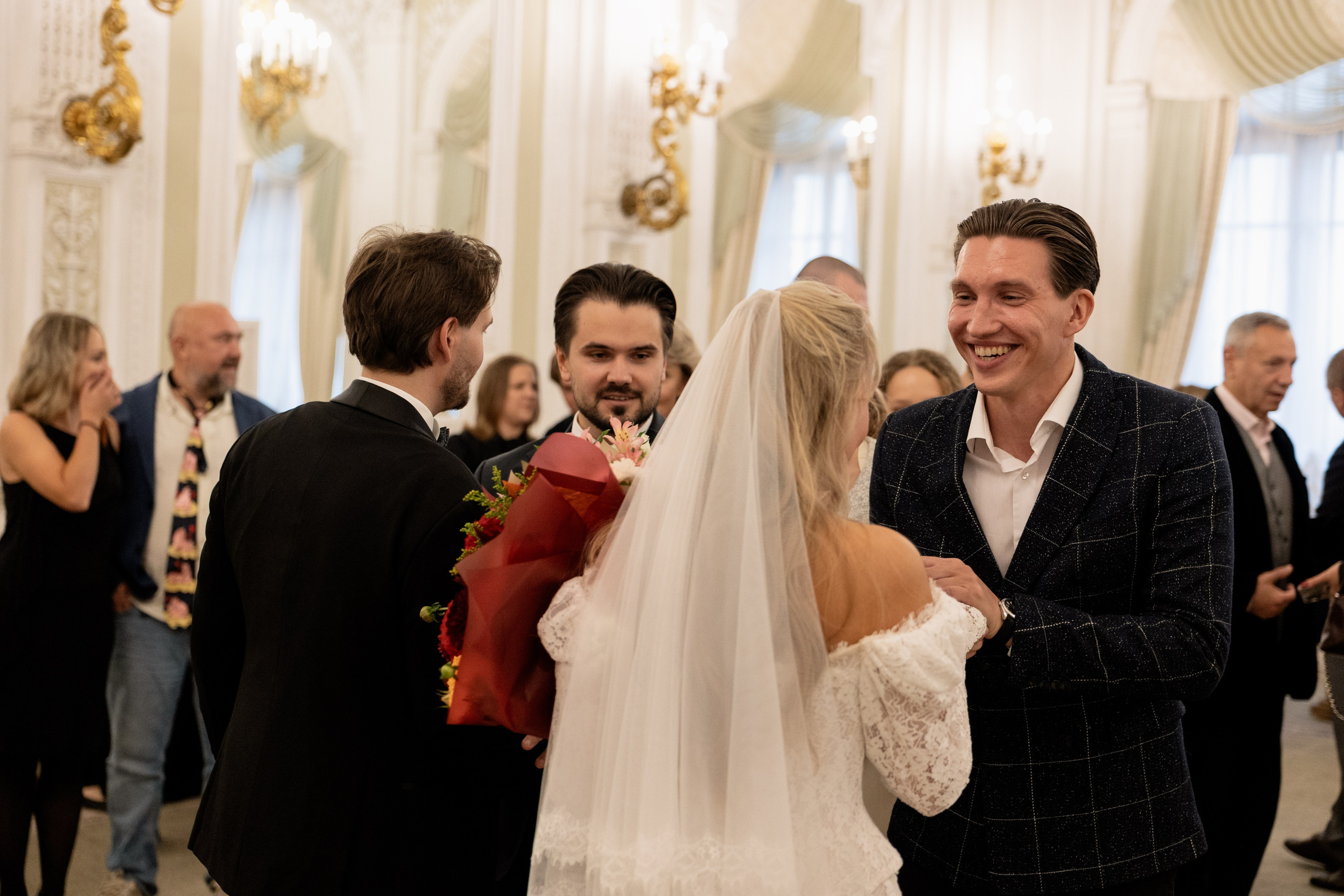 Григорий и Полина. Фотограф Артем Бросов в Санкт-Петербурге и Дубае