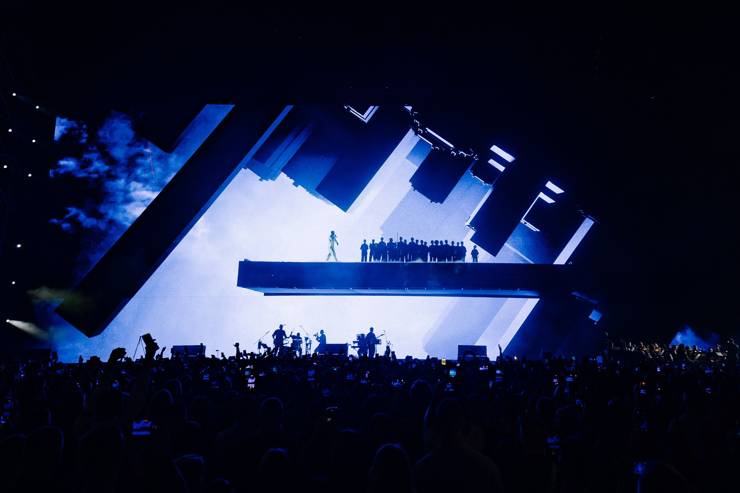 MACAN | MOSCOW | 2024. OOPS