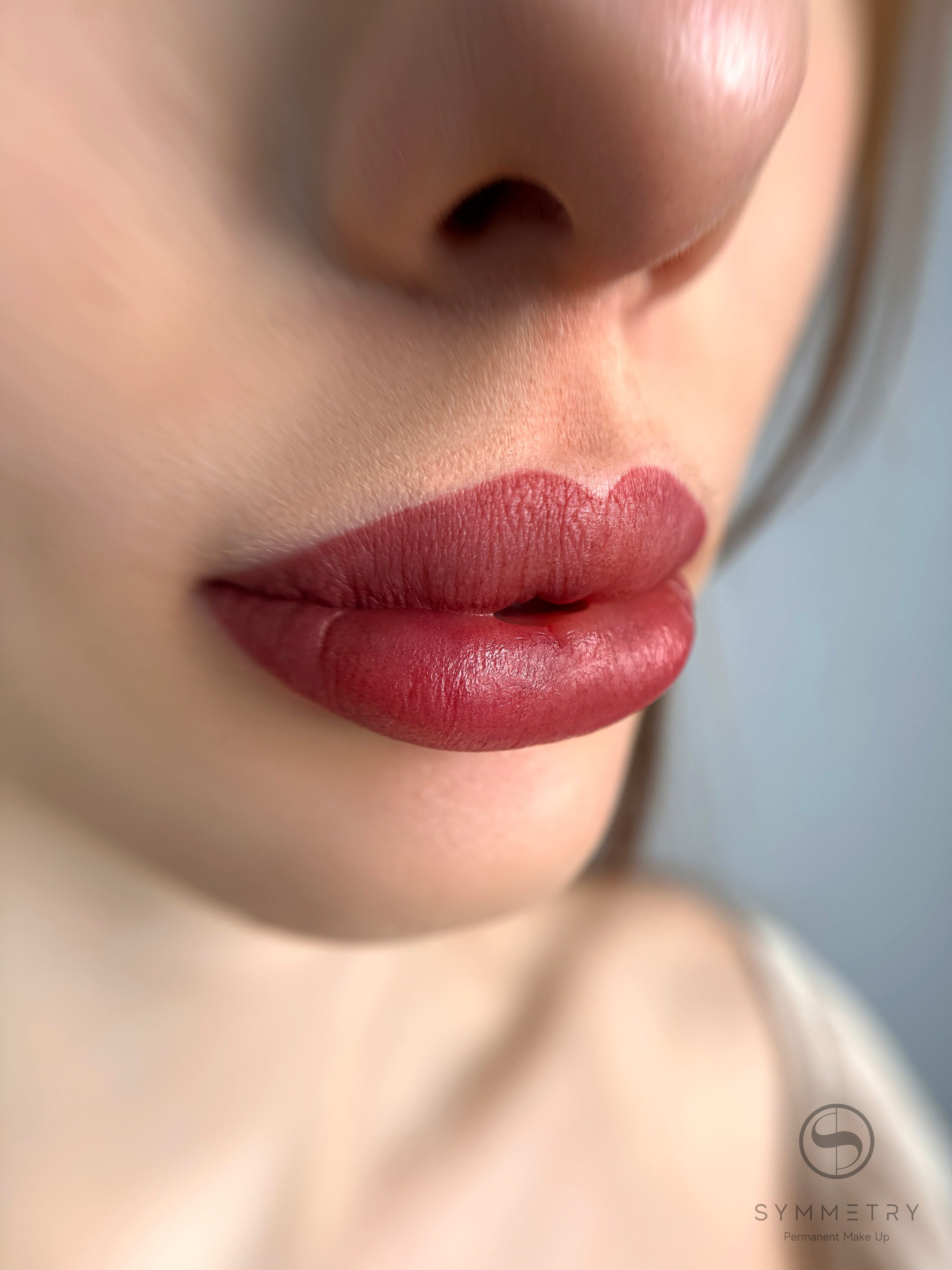 Оксана. Студия перманентного макияжа, косметологии и массажа SYMMETRY в Москве, м. Киевская