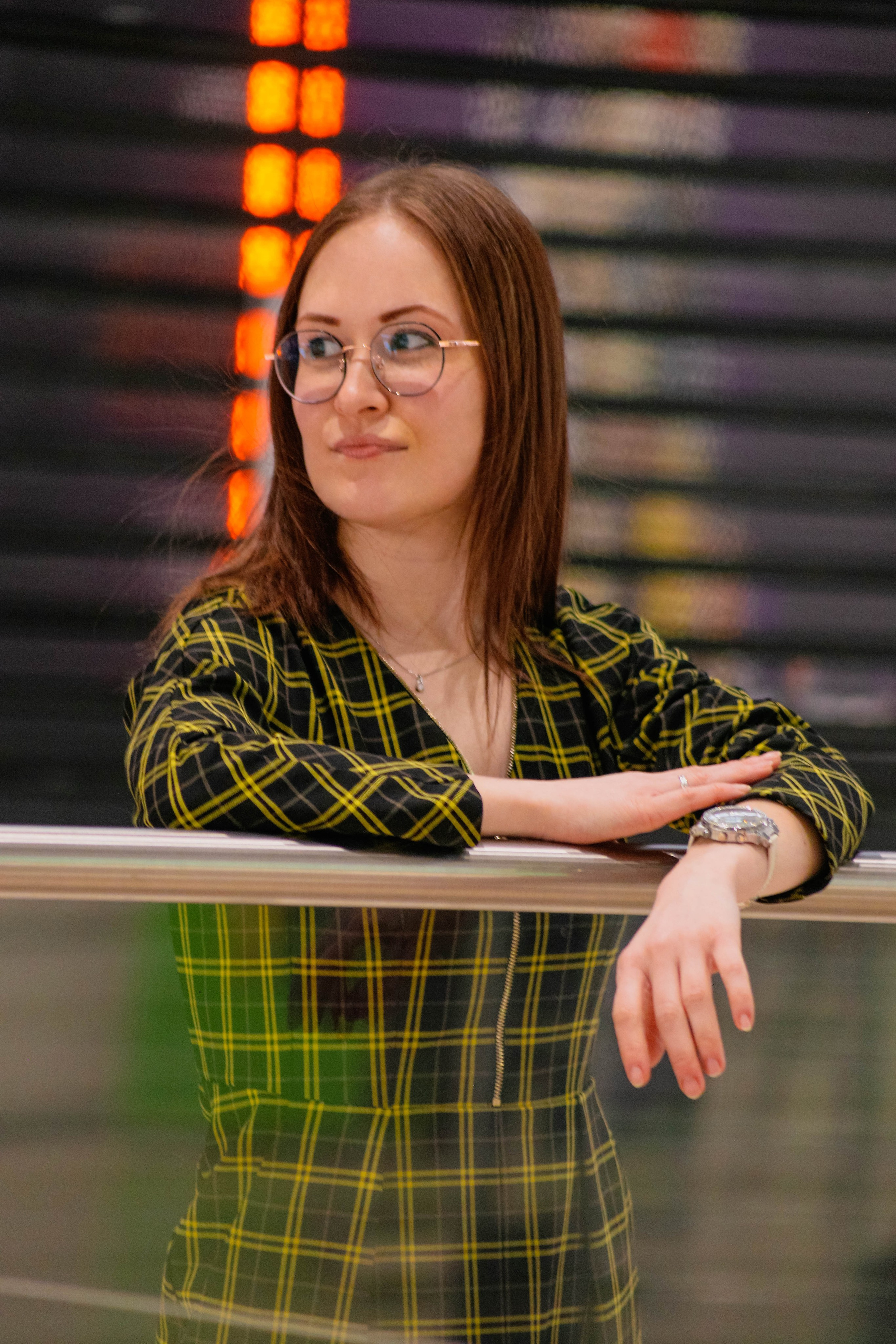 Маша в торговом центре. Фотограф Пермь. Фотосессия в фотостудии Перми и на свежем воздухе