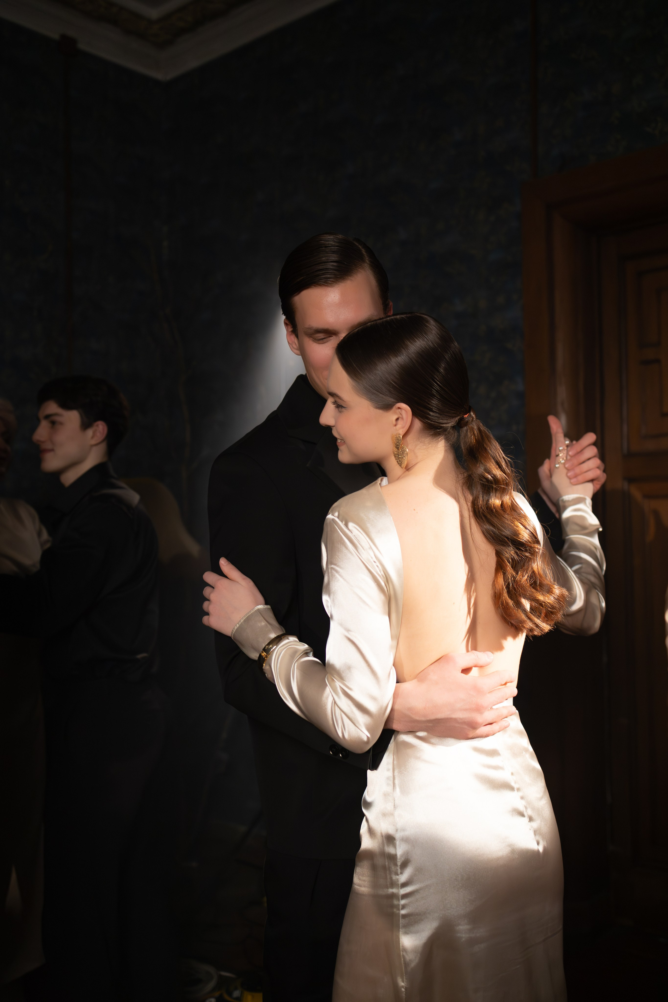 Миша и Алина | камерная свадьба. Свадебный фотограф в Москве Наталья Струкова