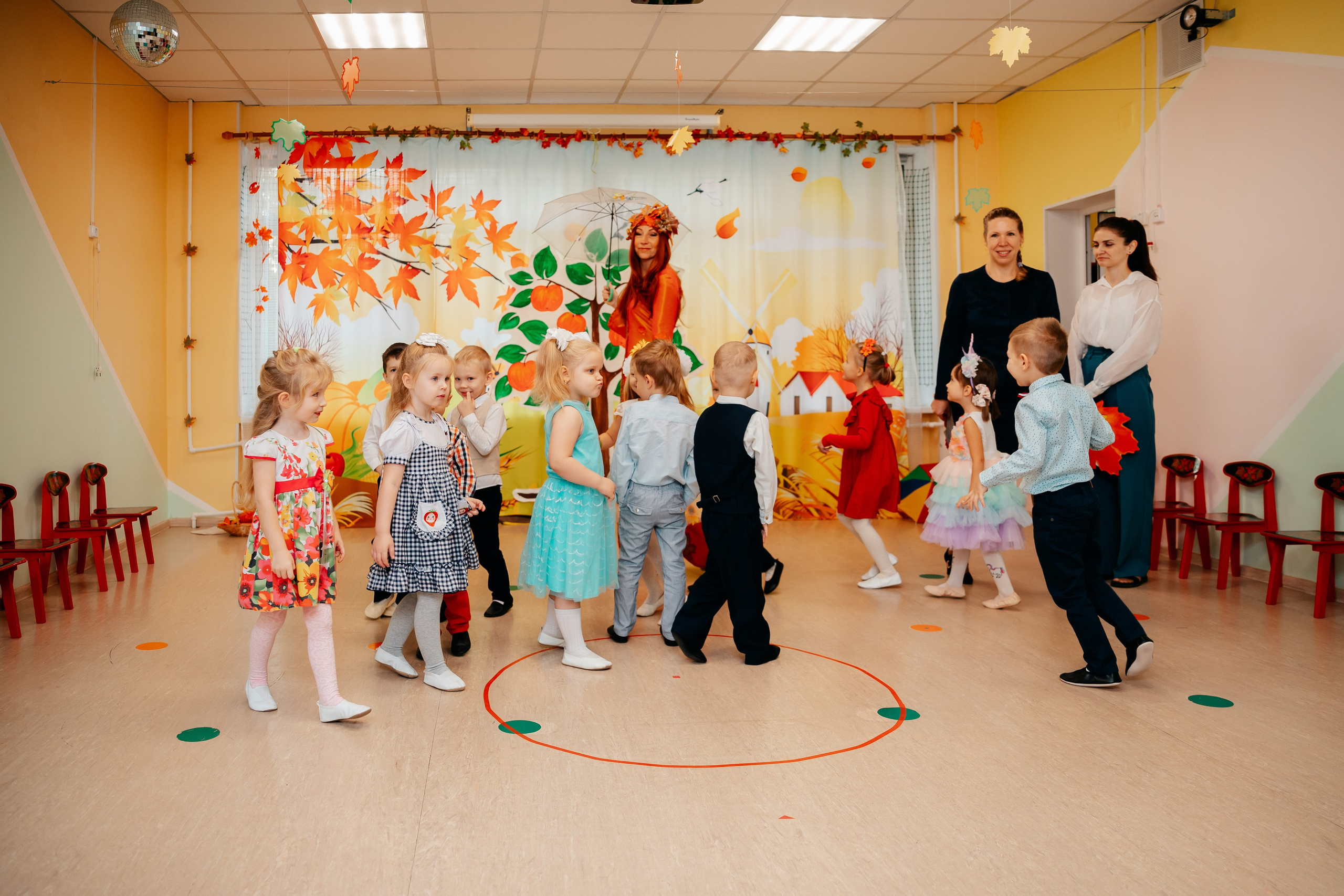 Утренник в средней группе. Семейный lifestyle фотограф в Санкт-Петербурге Людмила Пахомова