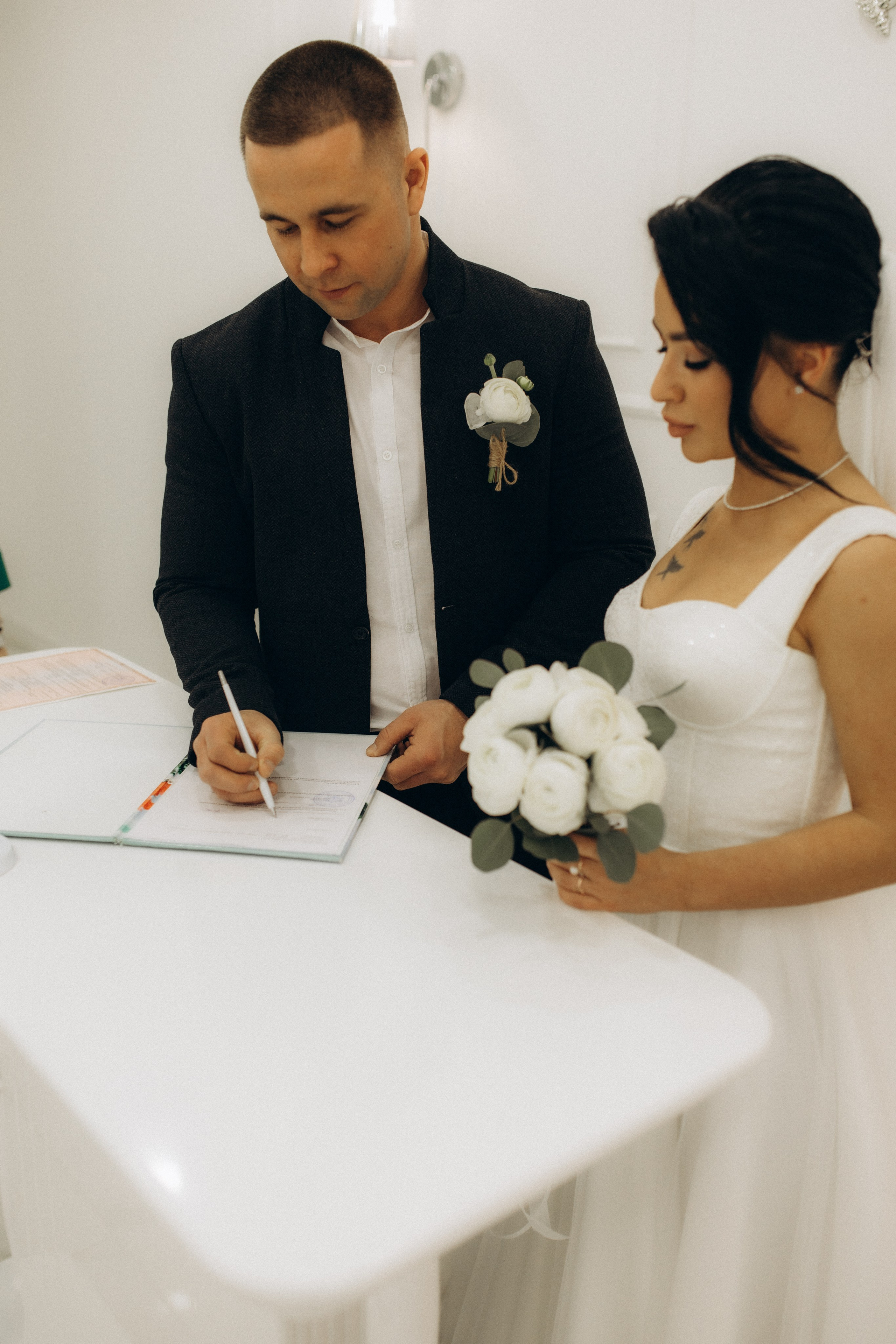 Регистрация брака Анастасии и Олега. Семейный фотограф в Москве и Люберцах Юлия Гуськова