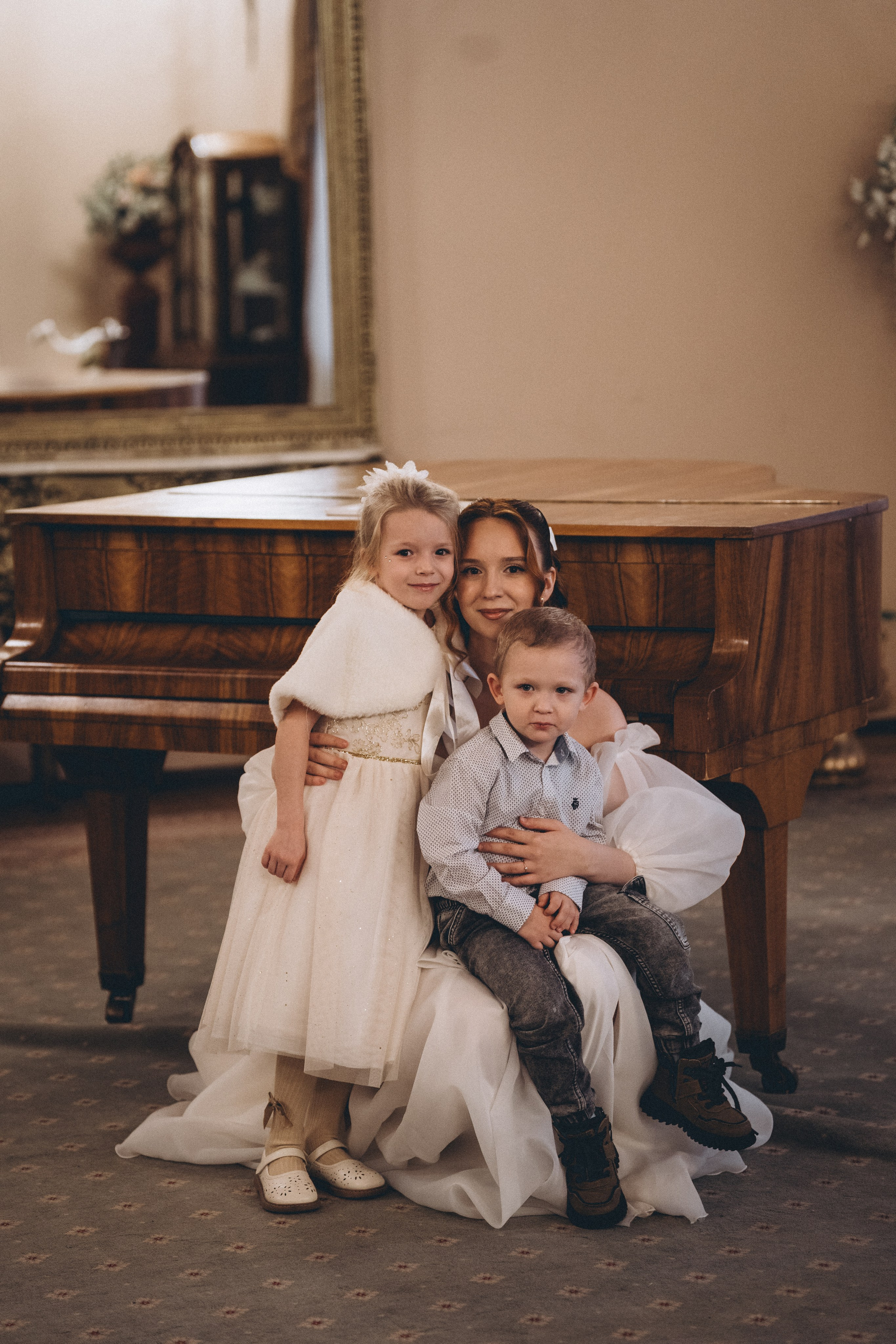 СВАДЕБНАЯ СЬЕМКА ВО ВТОРОМ ДВОРЦЕ С ГОСТЯМИ И ПРОГУЛКА В ТАВРИЧЕСКОМ САДУ. Профессиональный фотограф, Санкт-Петербург — Виктория Богомолова