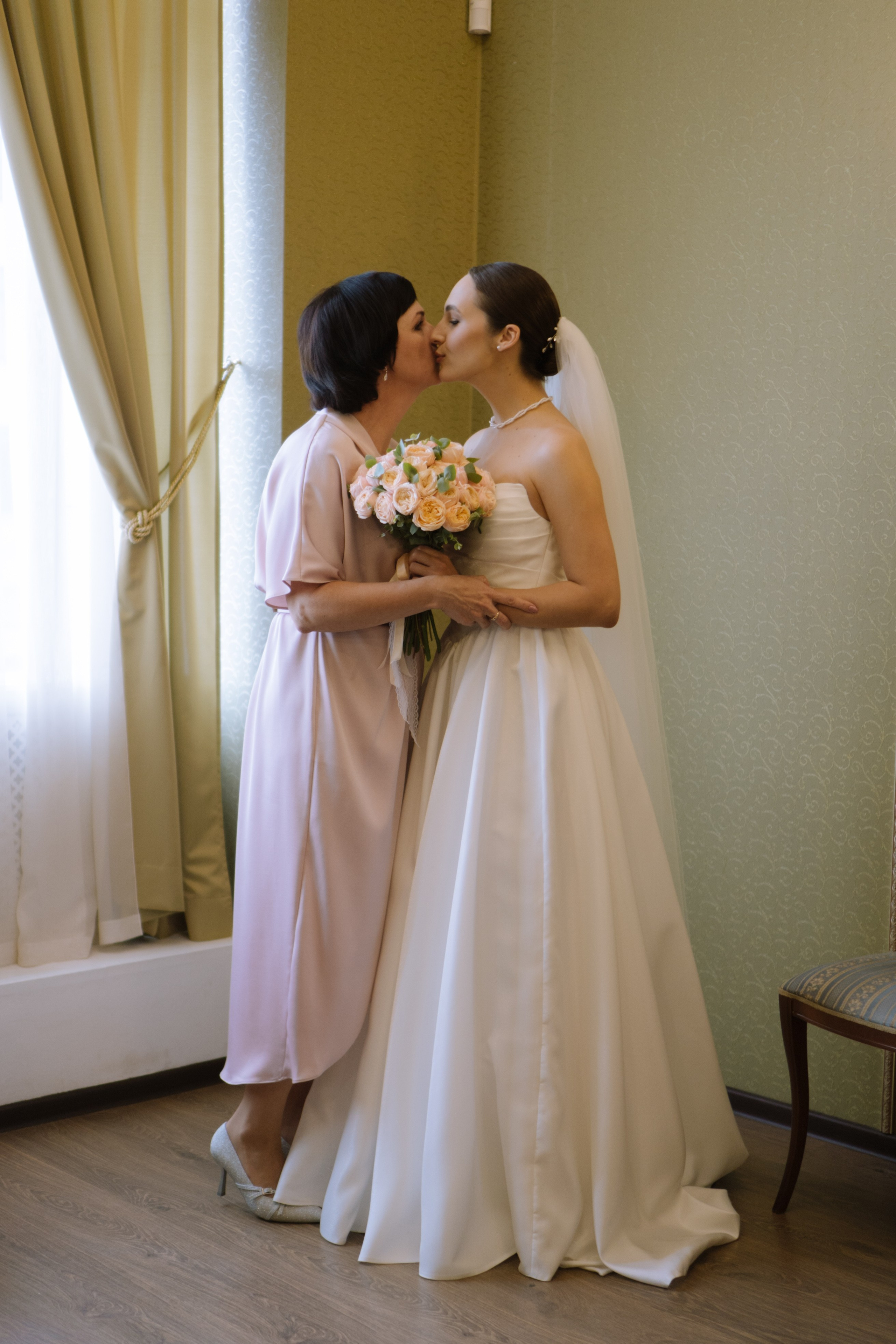 РЕПОРТАЖНАЯ СЬЕМКА В ЗАГСЕ. Профессиональный фотограф, Санкт-Петербург — Виктория Богомолова