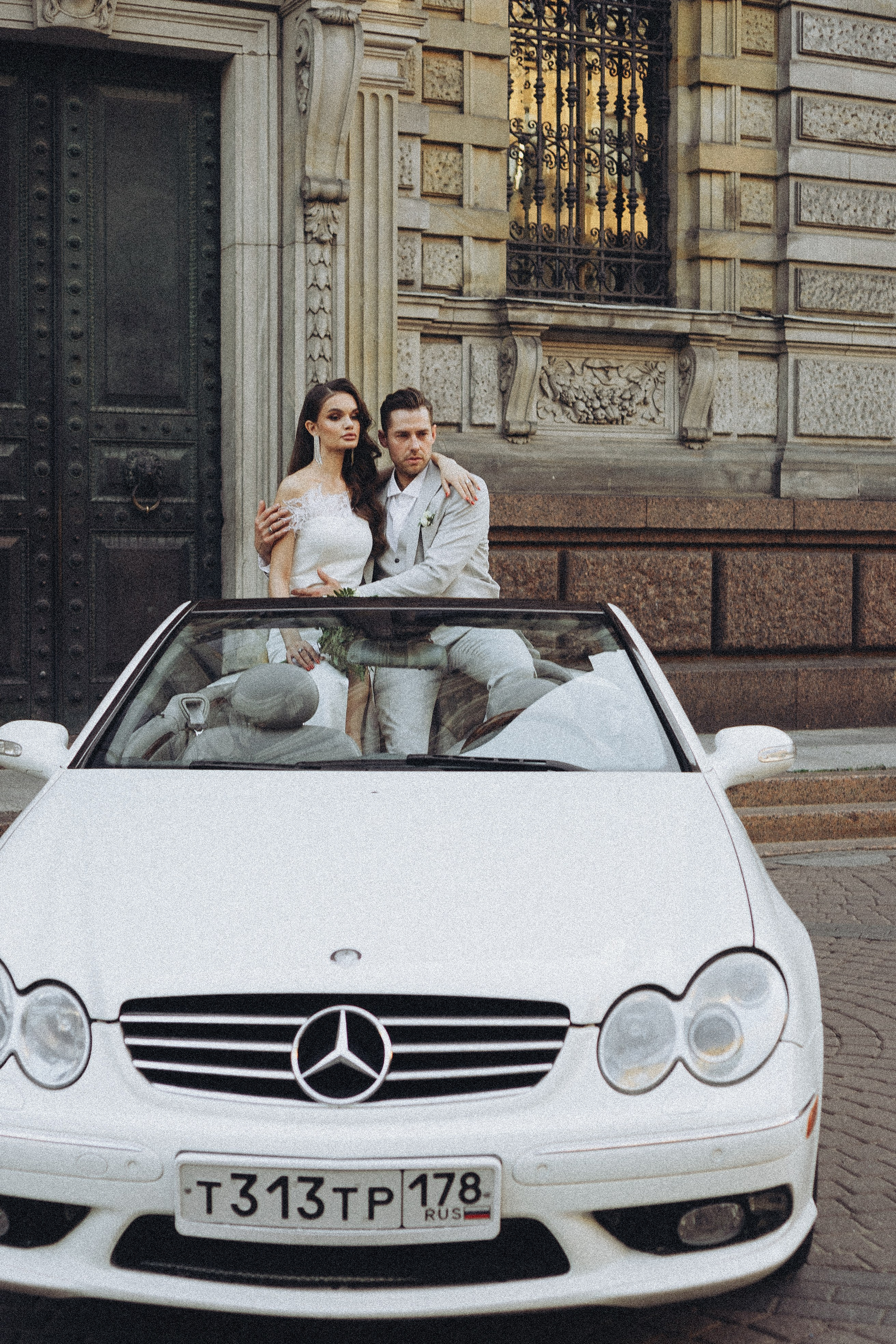 Свадебная сьемка у академии Штиглица. Профессиональный фотограф, Санкт-Петербург — Виктория Богомолова