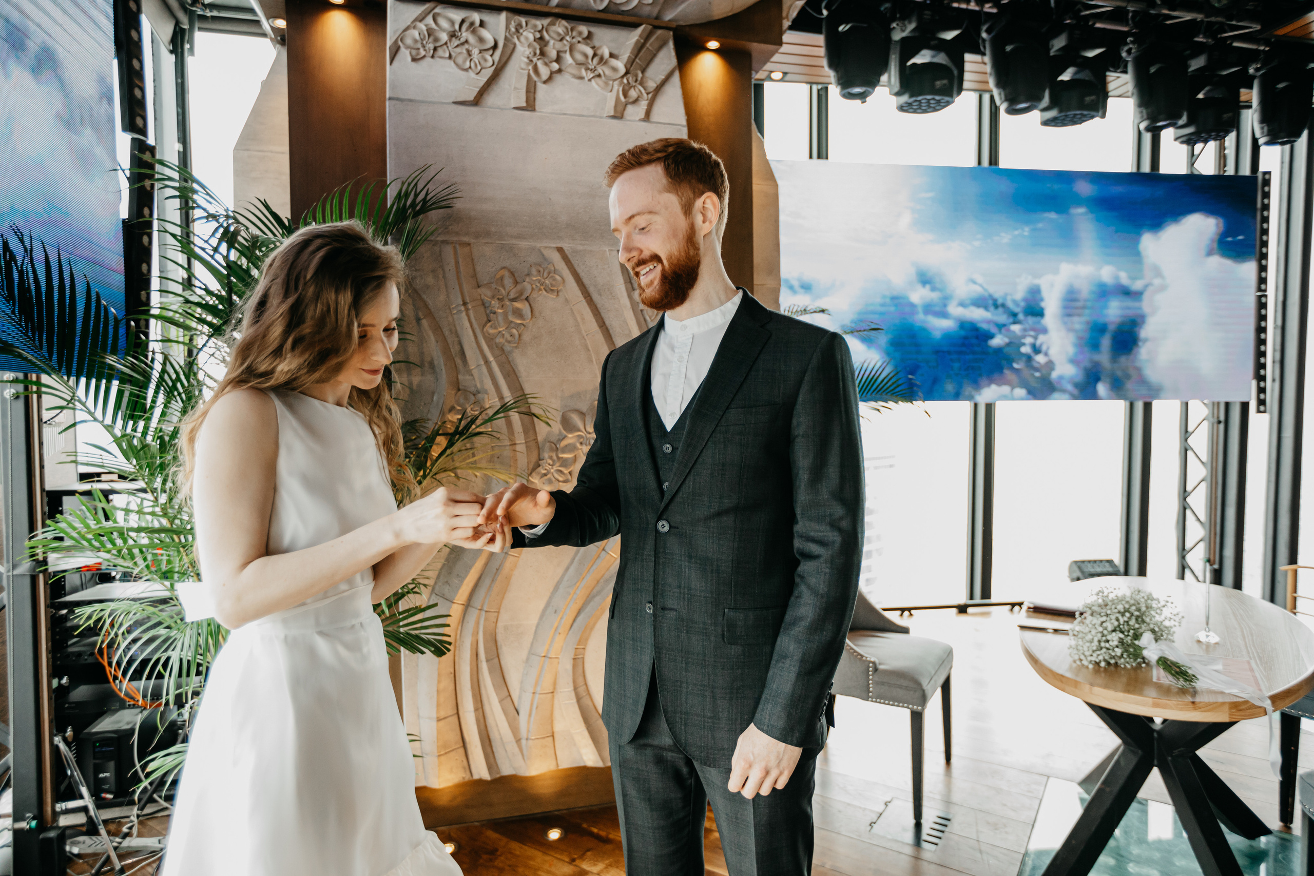 Регистрация брака в ресторане Birds. Москва Сити башня «Око». Krumstudio фото, видео по Москве и МО